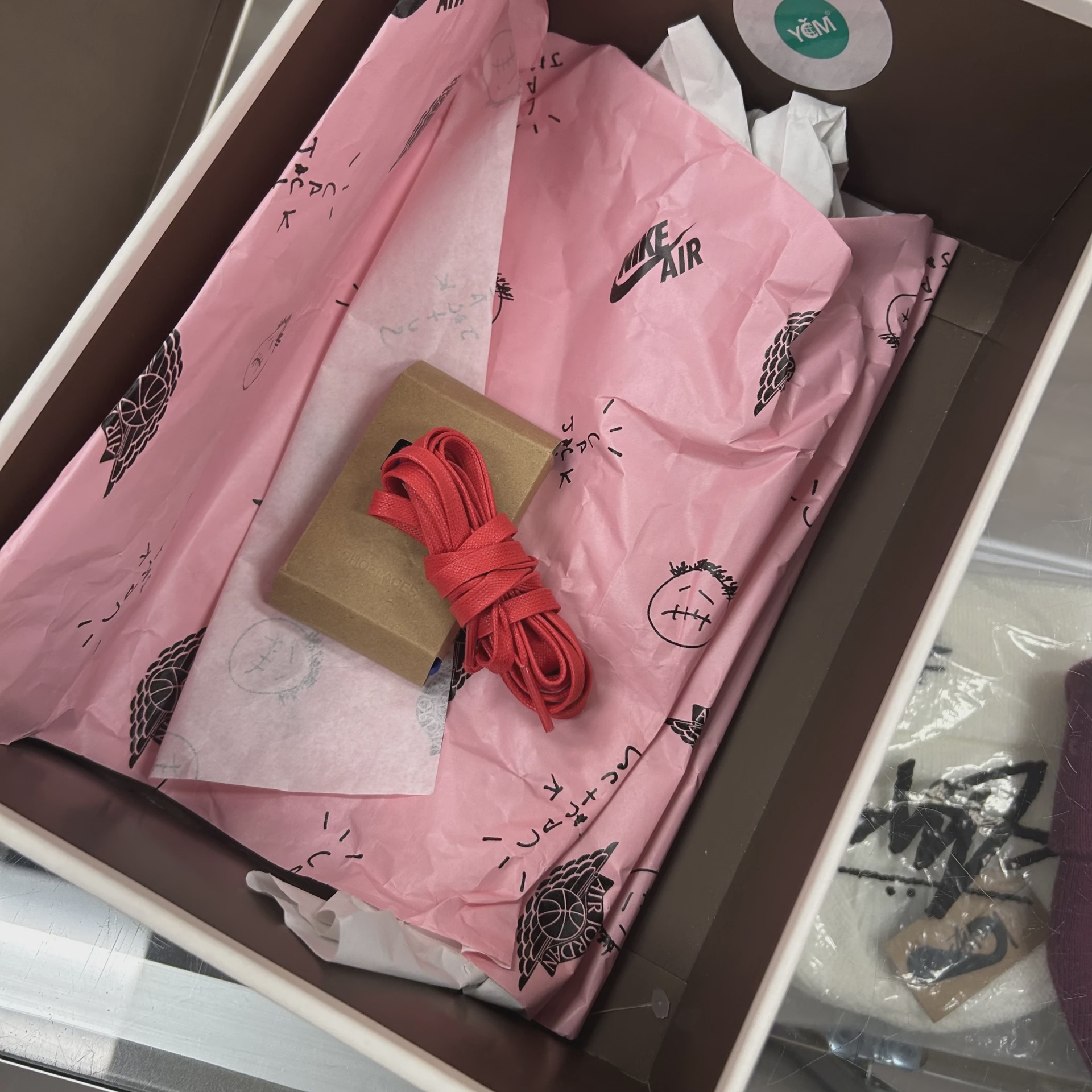 Air Jordan 1 Retro Low Travis Scott Canary (Women's) • Pre-Owned [9278] 2