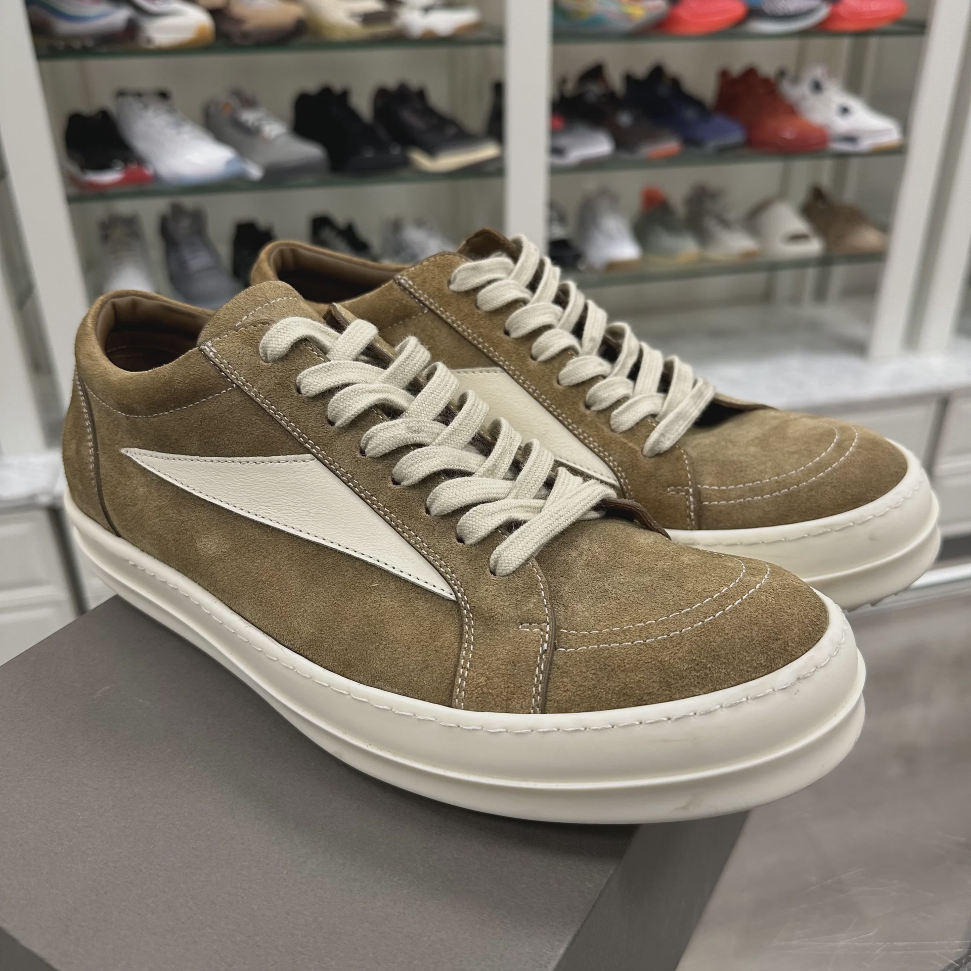 Rick Owens Vintage Sneaker 'Brown Milk' • Pre-Owned [5501] - photo 5