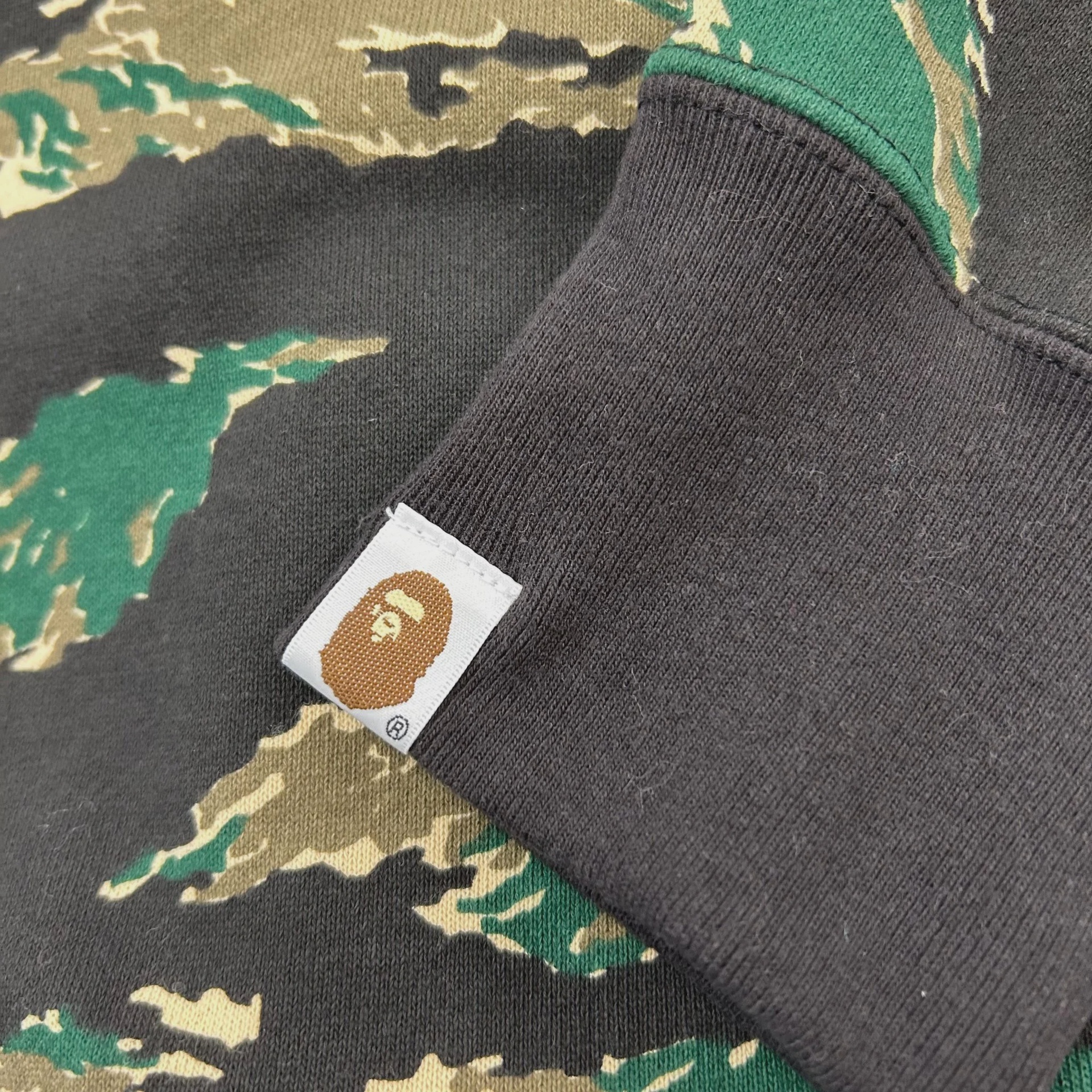 BAPE Tiger Camo College Pullover Hoodie 'Green' • Brand New [0460] - photo 2