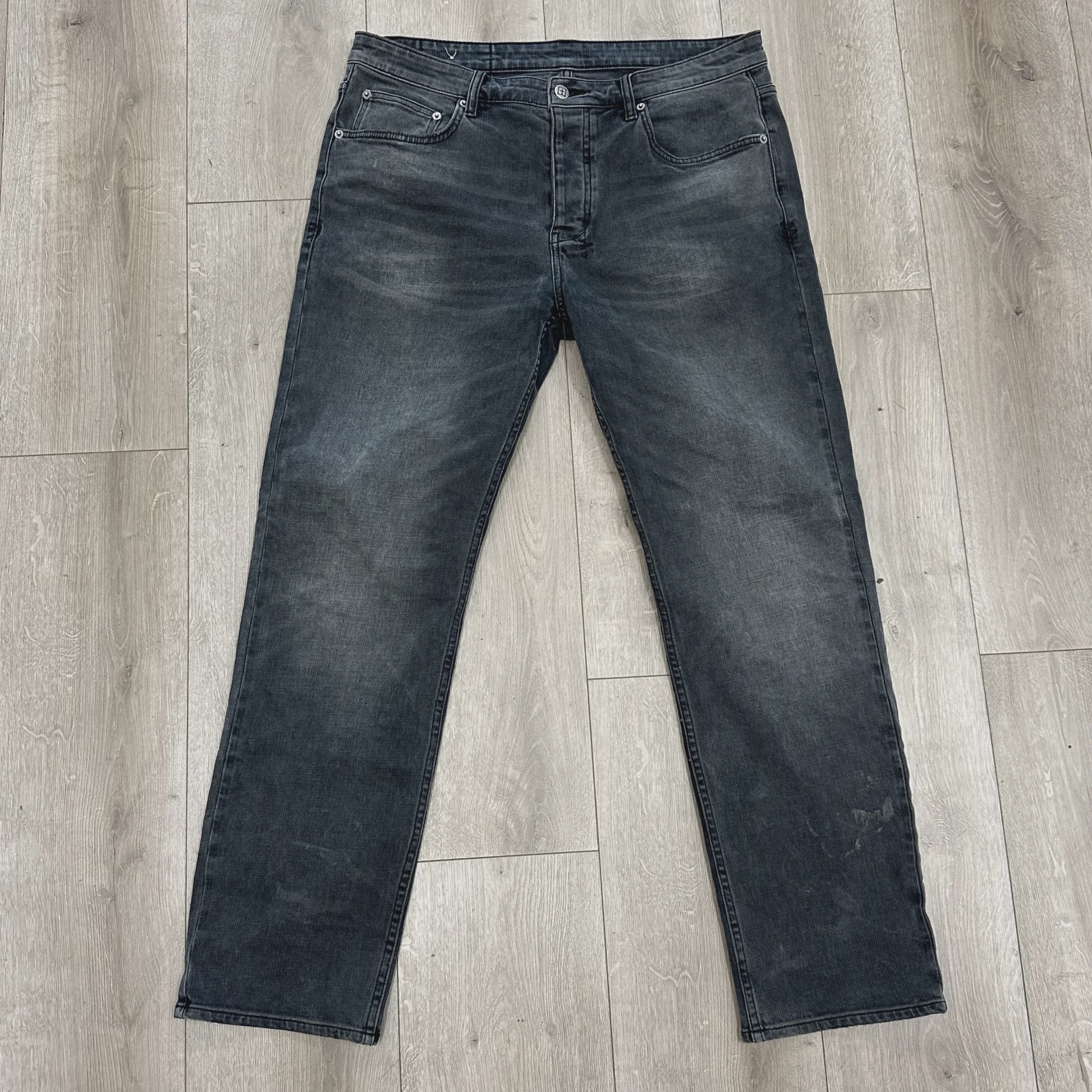 Ksubi Hazlow 3rd Degree Black Straight Leg Jeans • Pre-Owned [9337] - photo 2