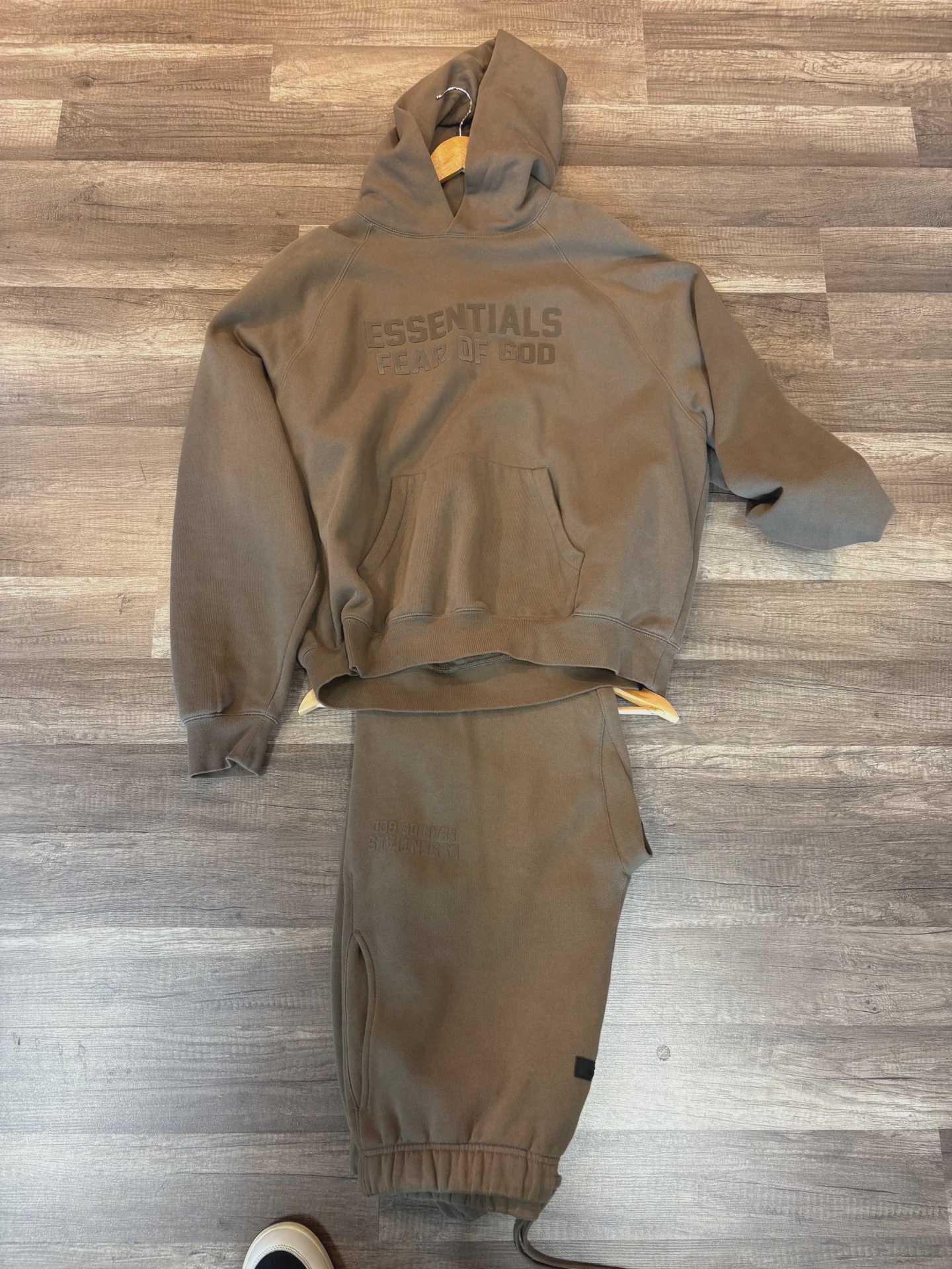 Essentials Set L • Pre-Owned [6082] - photo 1