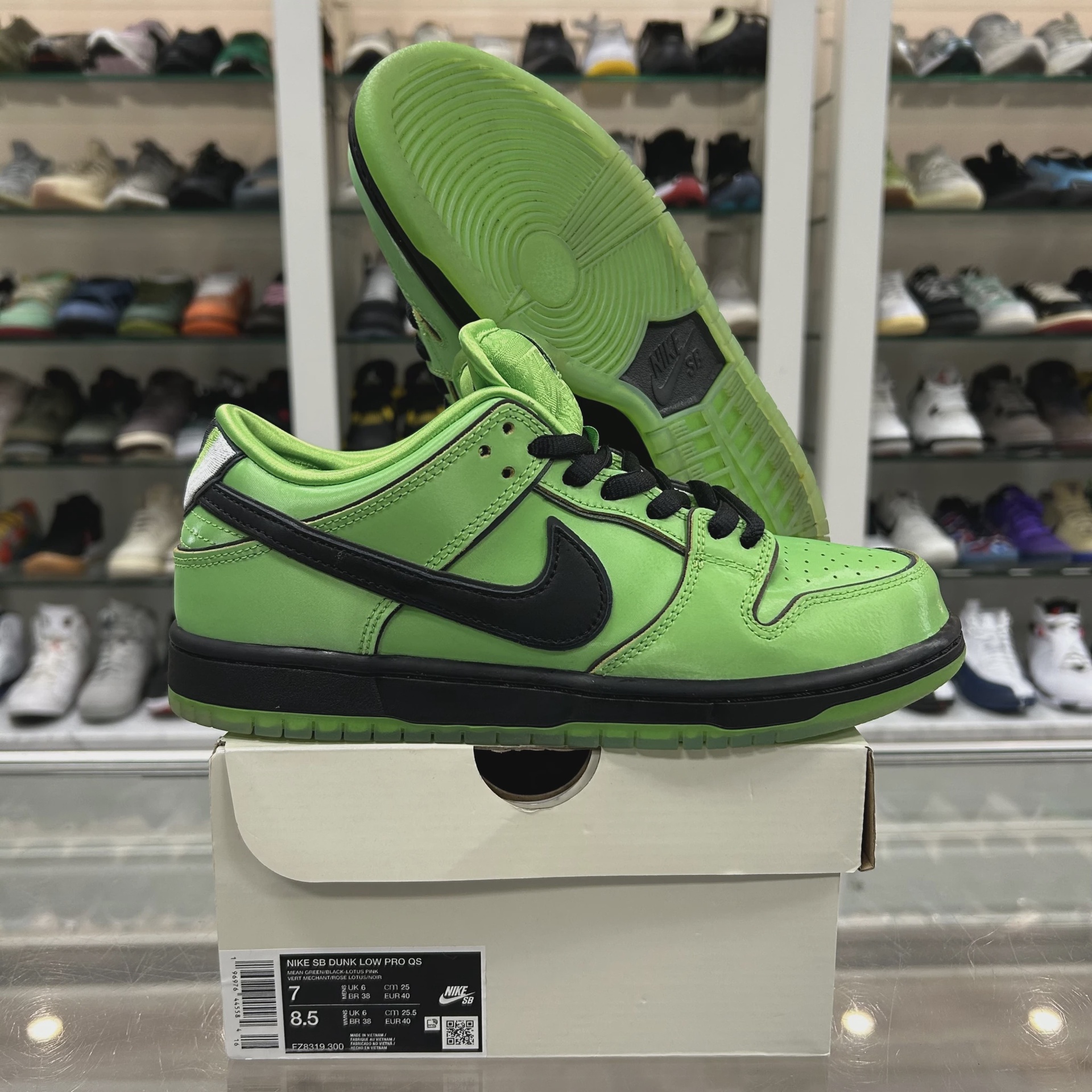 Nike SB Dunk Low The Powerpuff Girls Buttercup • Pre-Owned [1672]