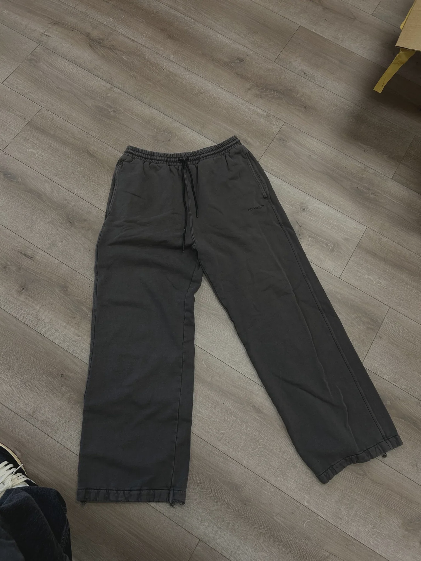 Off-White Off-White c/o Virgil Abloh Over-Sized Fleece Sweatpants - Size L