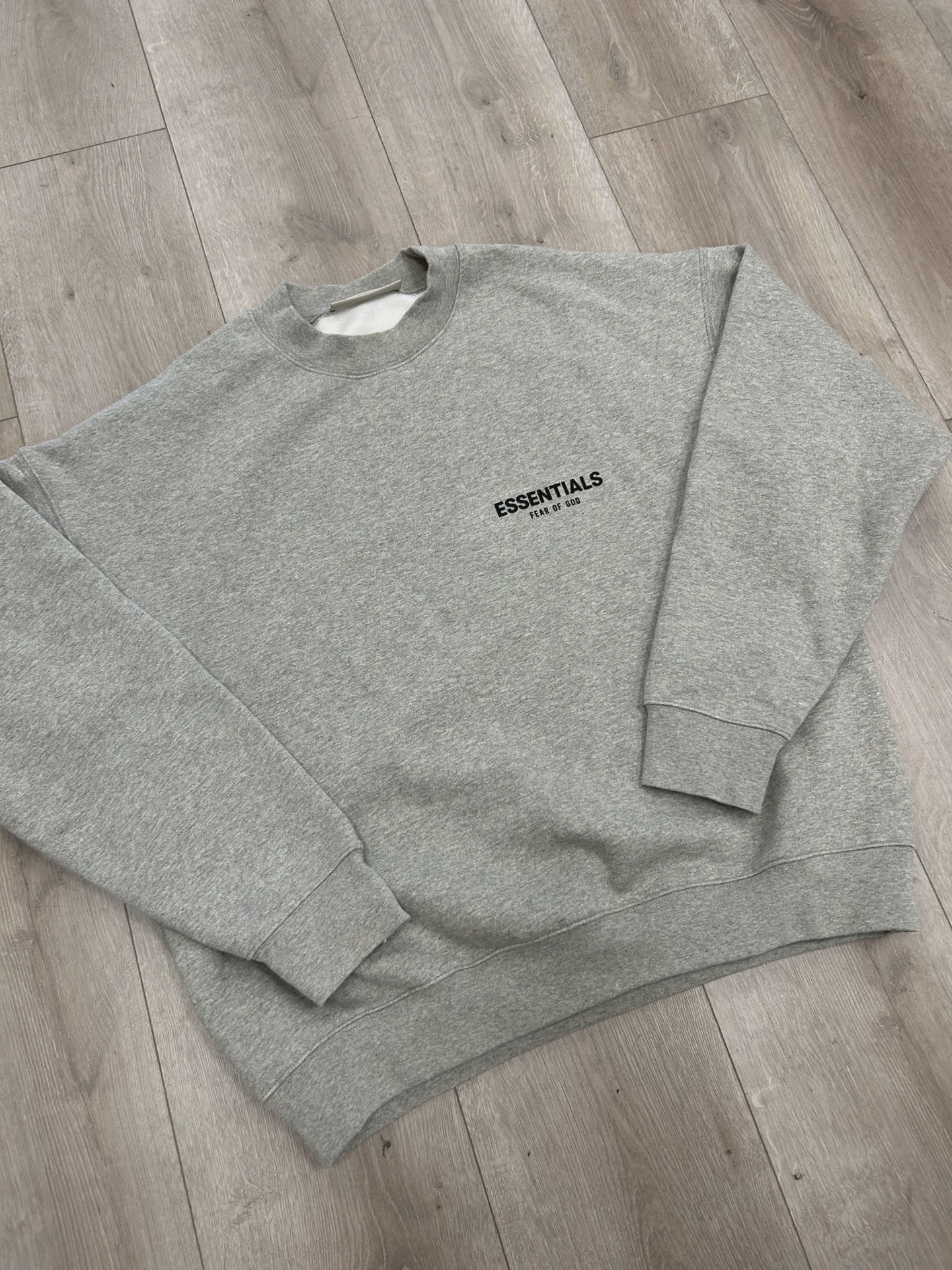 Fear of God Essentials Fleece Crewneck • Pre-Owned [8014] 5