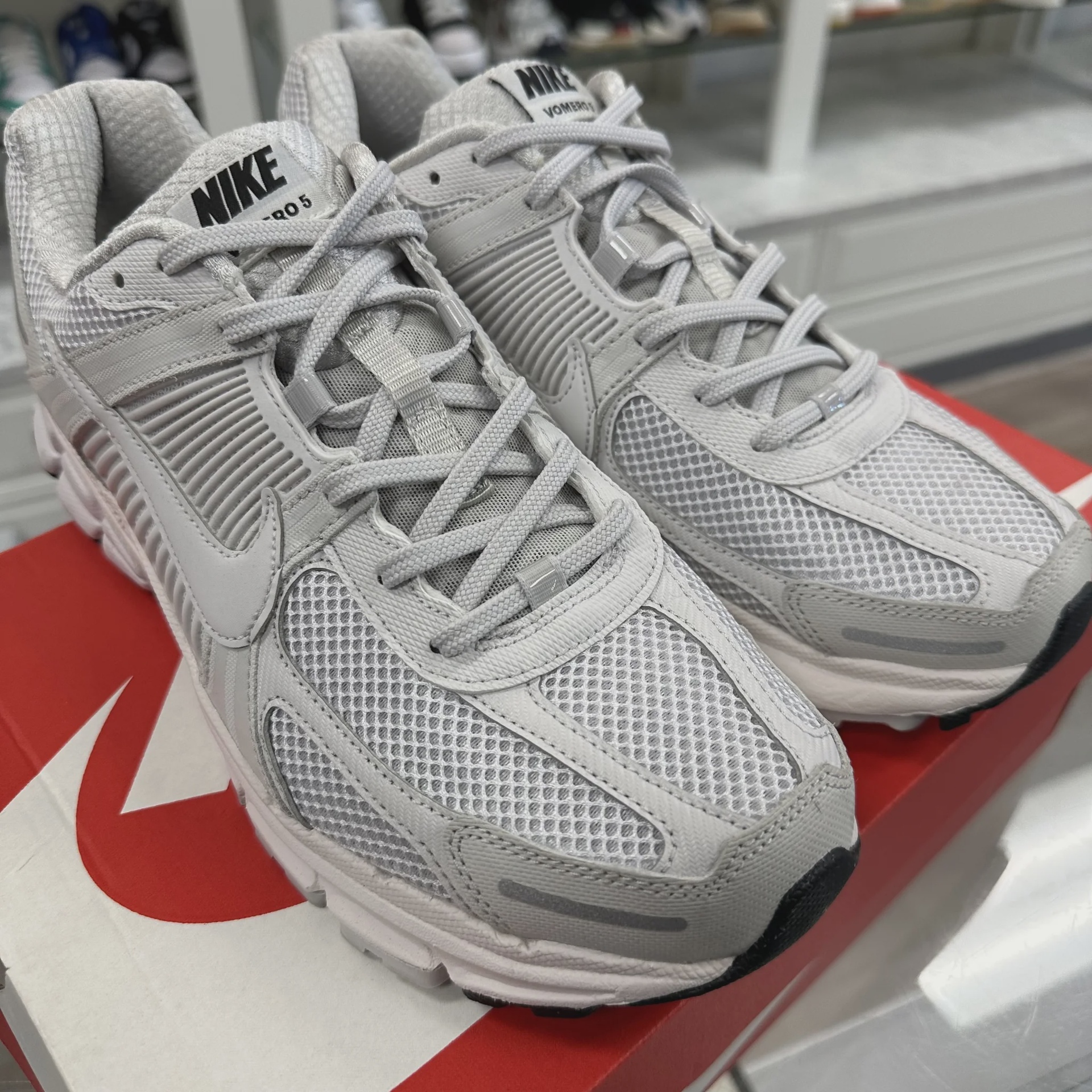 Nike Zoom Vomero 5 SP Vast Grey • Pre-Owned [8841] - photo 4
