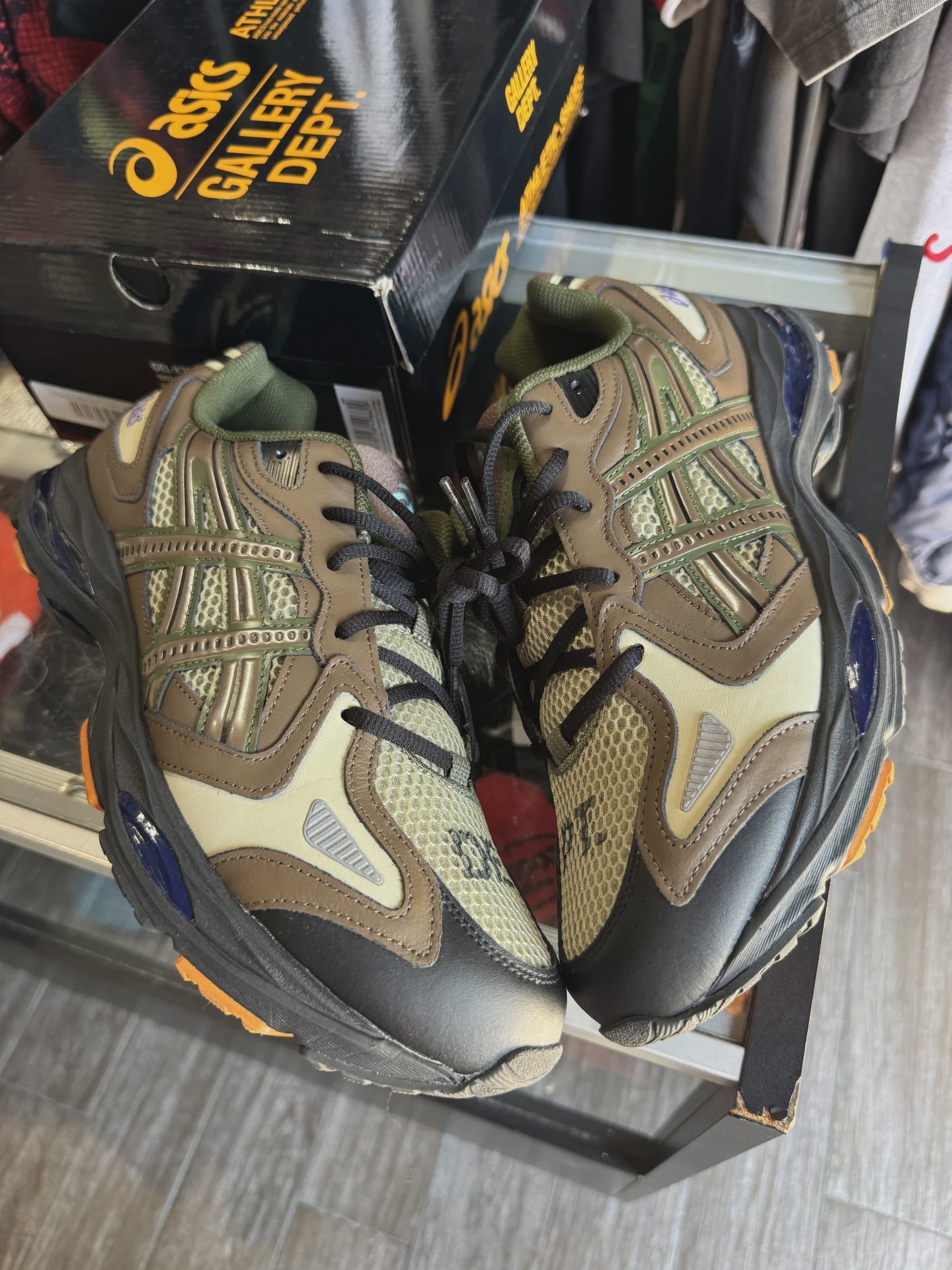 ASICS Gel-K1011 Gallery Dept. Mental Energy Khaki • Pre-Owned [4284] - photo 2