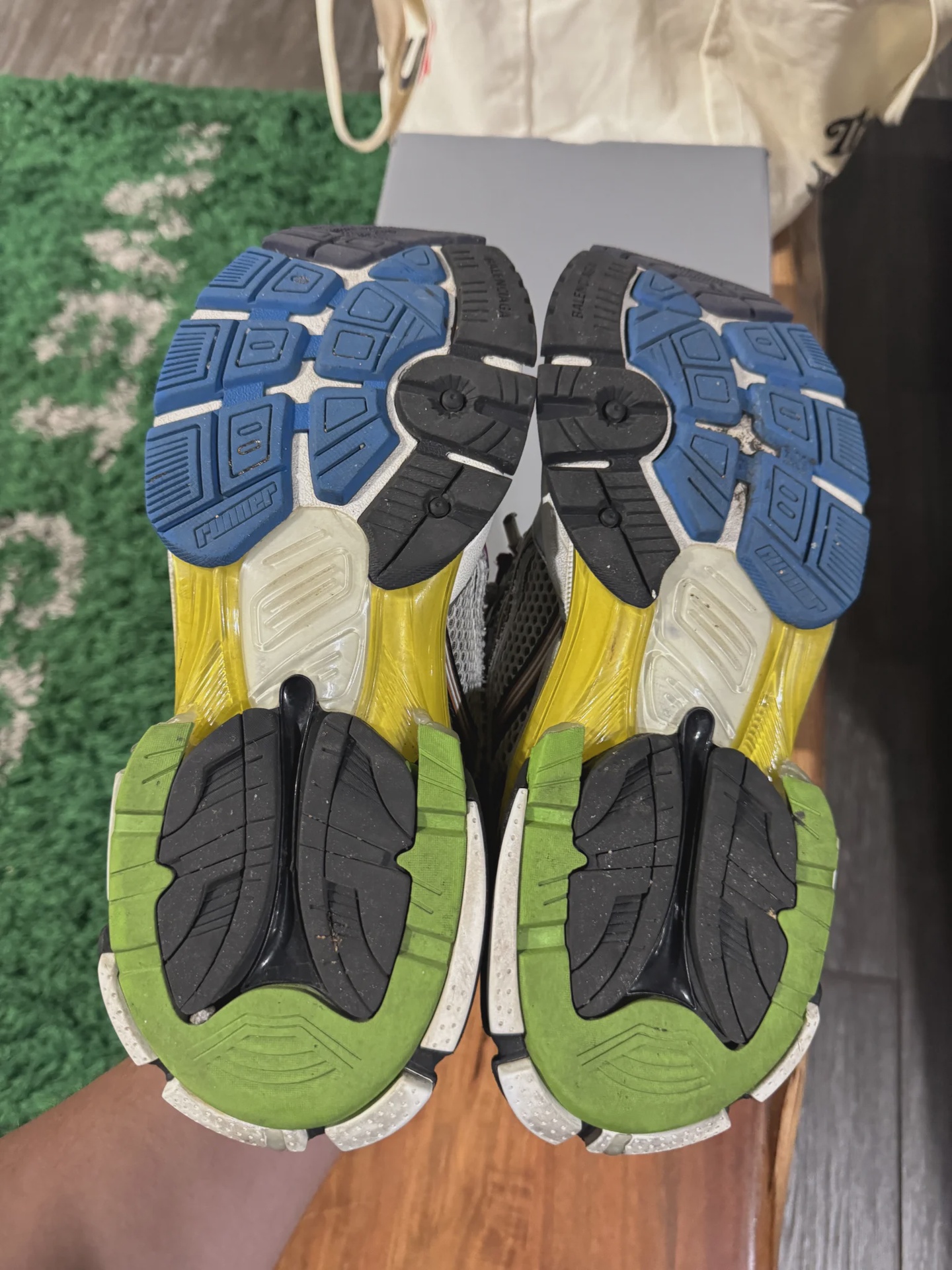 Balenciaga Multi Color Runner • Pre-Owned [4199] - photo 4