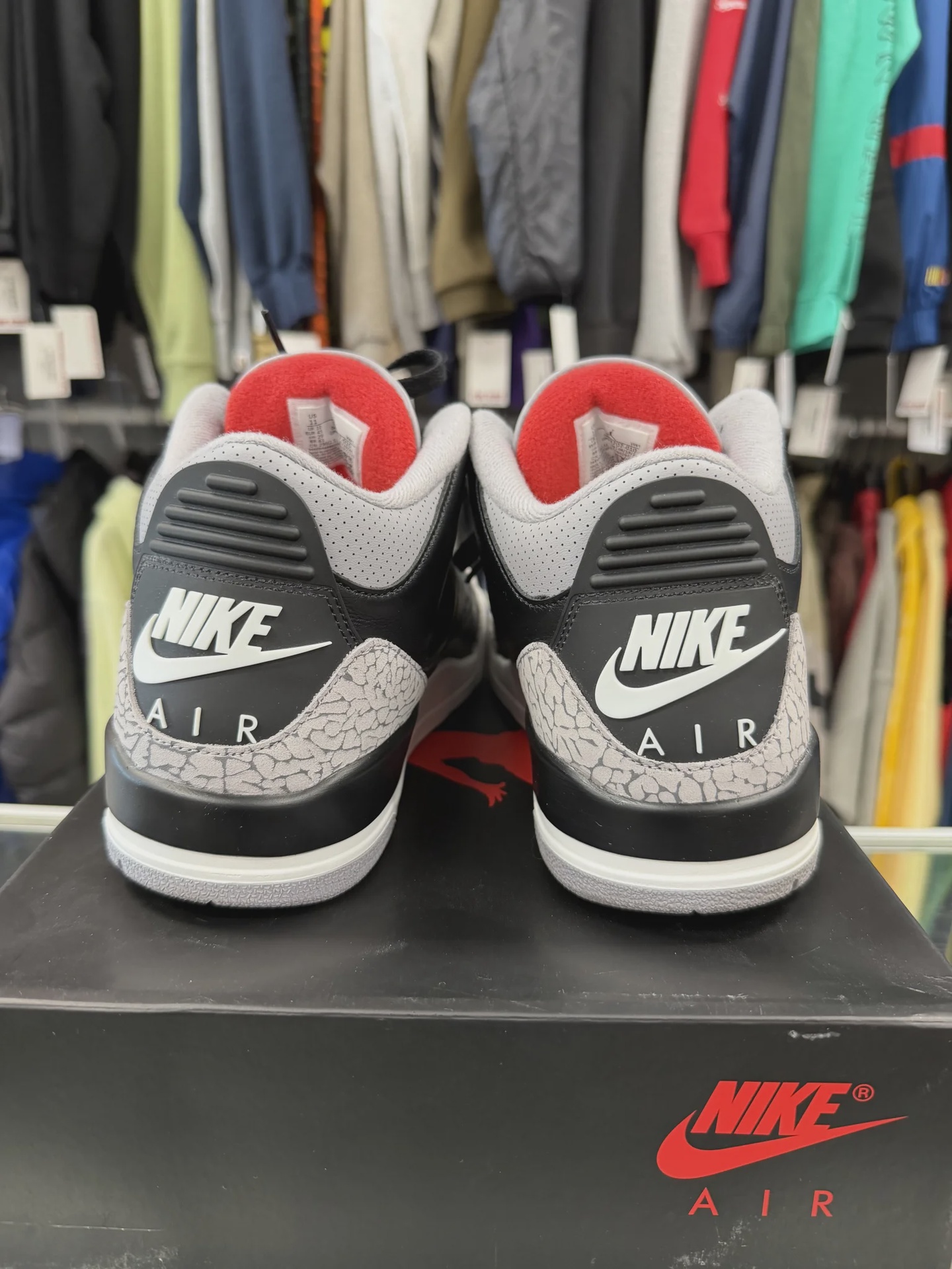 Air Jordan 3 Retro Original Black Cement (2024) • Pre-Owned [2185] - photo 3