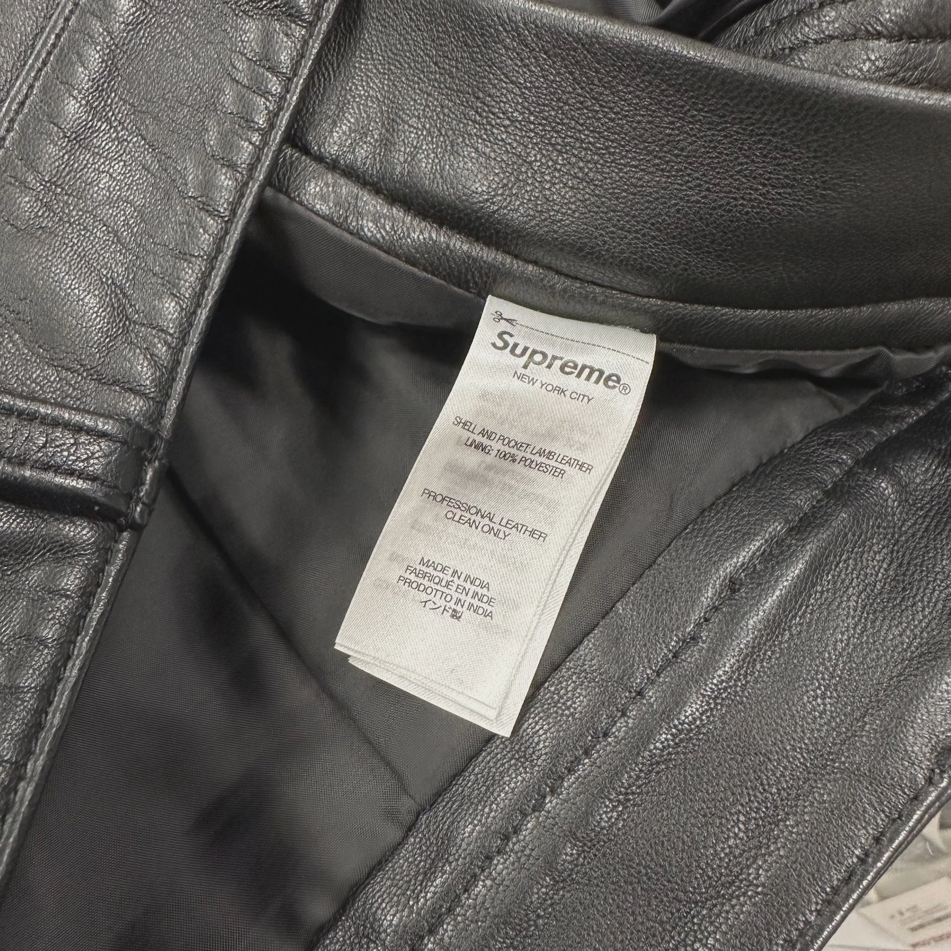 Supreme Leather Double Knee Painter Shorts • Pre-Owned [9710] - photo 2