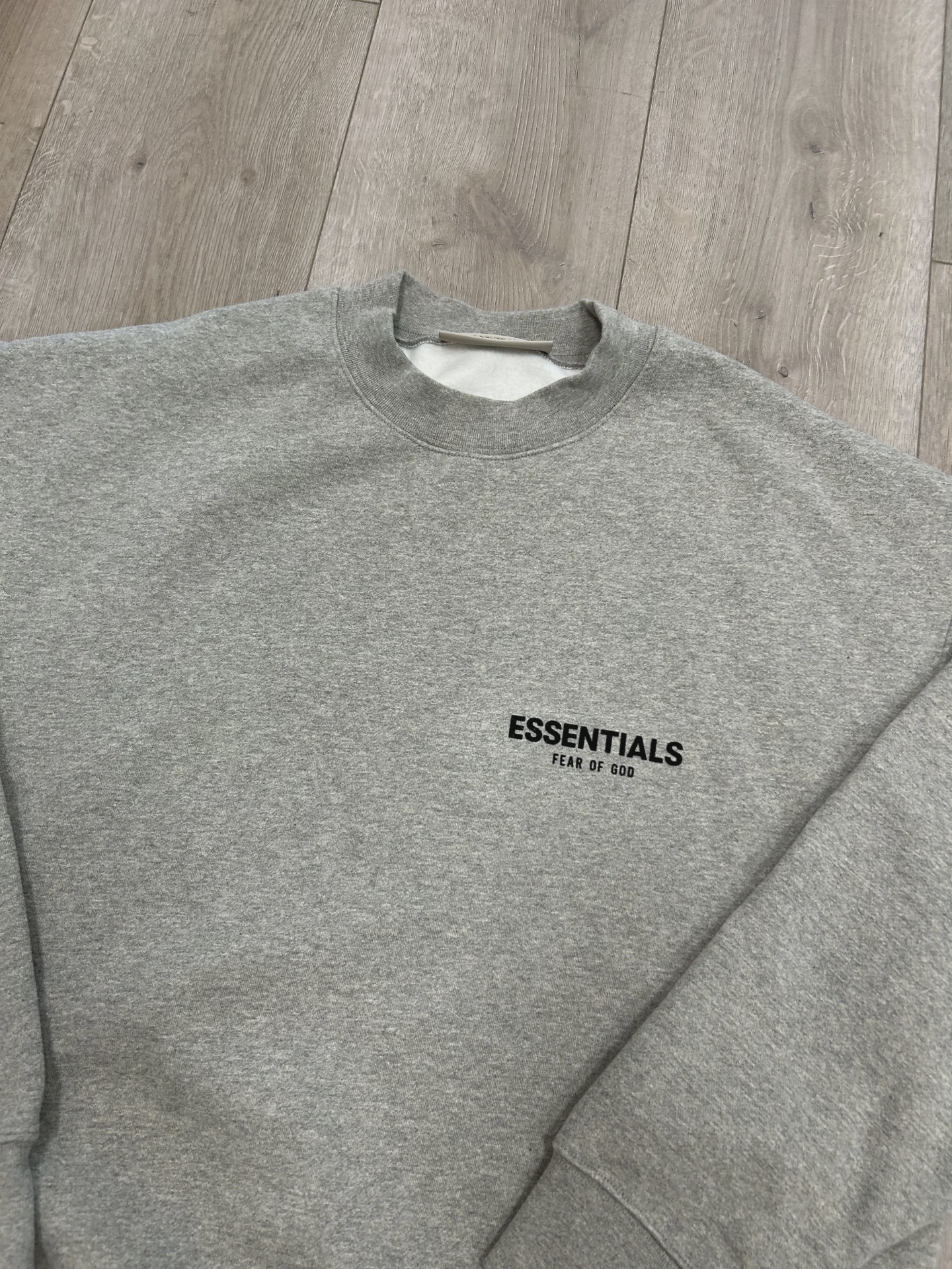 Fear of God Essentials Fleece Crewneck • Pre-Owned [8014] 6