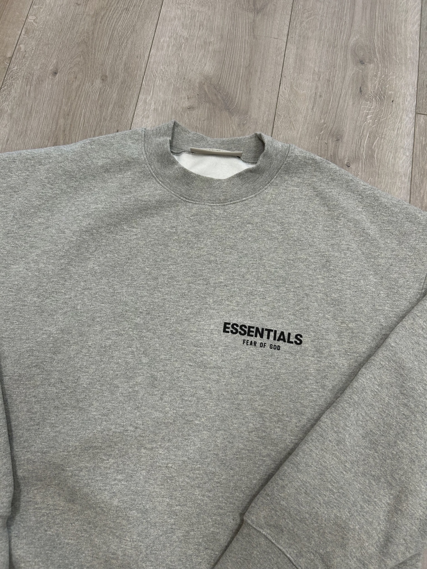 Fear of God Essentials Fleece Crewneck • Pre-Owned [8014] 7