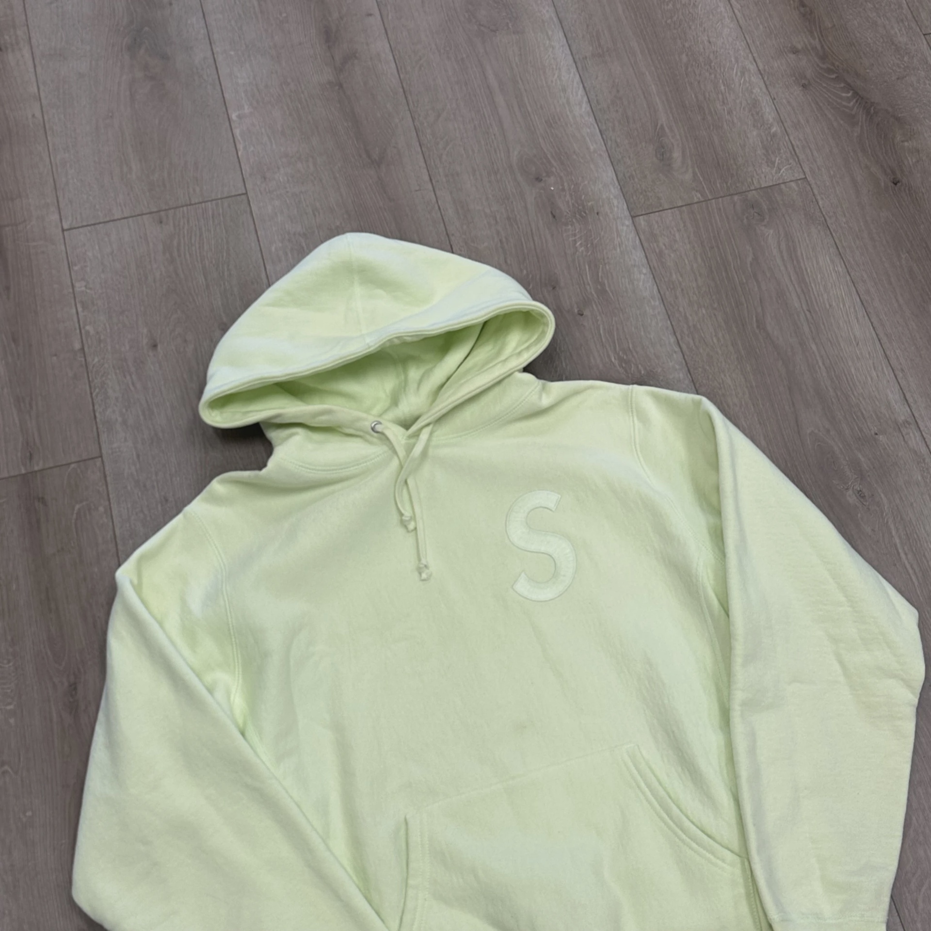 Supreme Tonal S Logo Hooded Sweatshirt Pale Lime • Pre-Owned [4554] 5