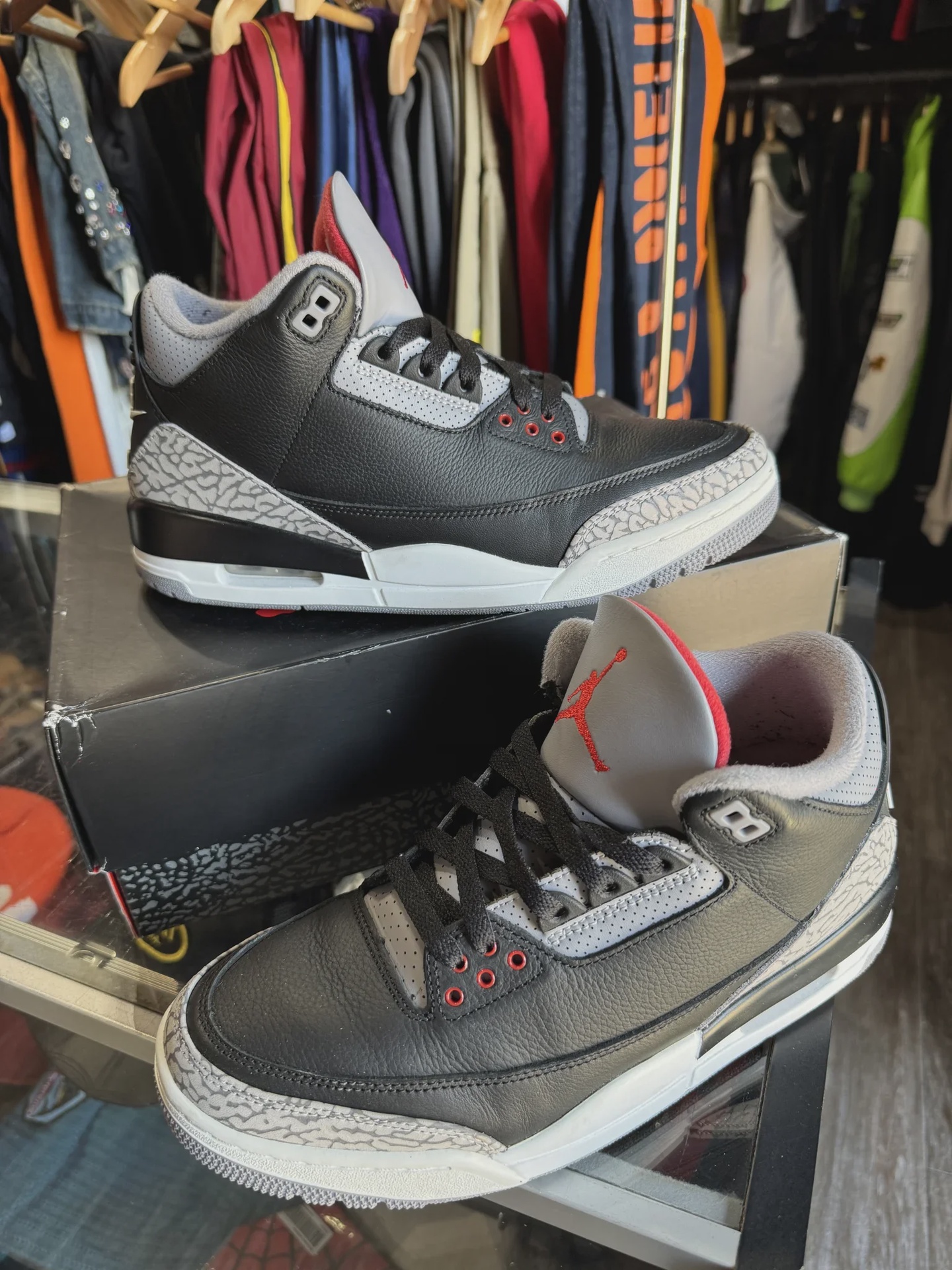 Jordan 3 Retro OG Black Cement (2024) • Pre-Owned [0773] - photo 1