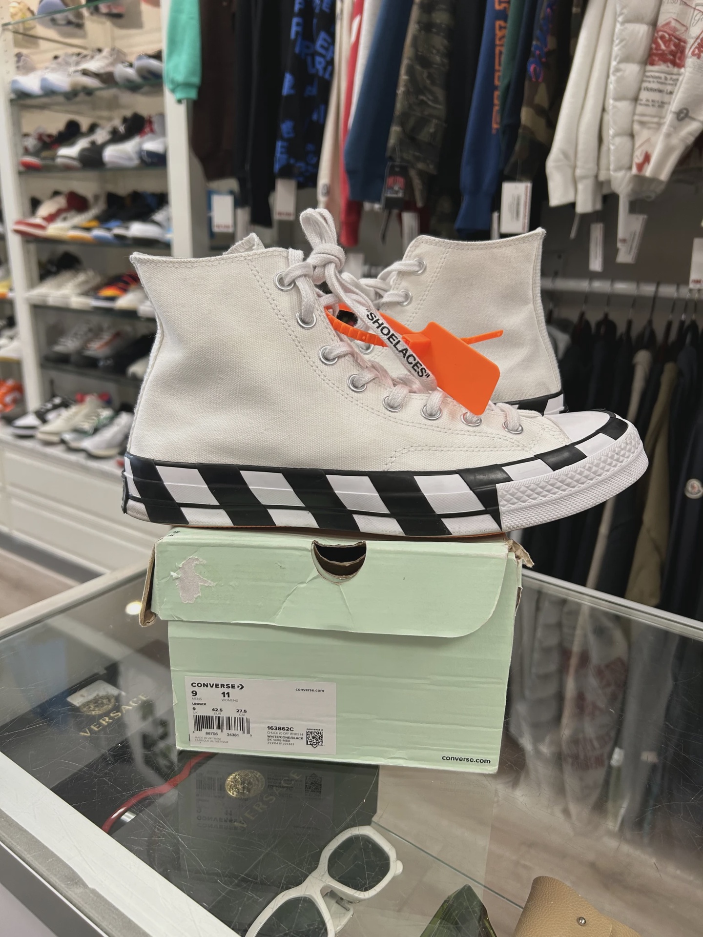 Converse Chuck Taylor All Star All Star 70 Hi Off-White • Pre-Owned [3228]
