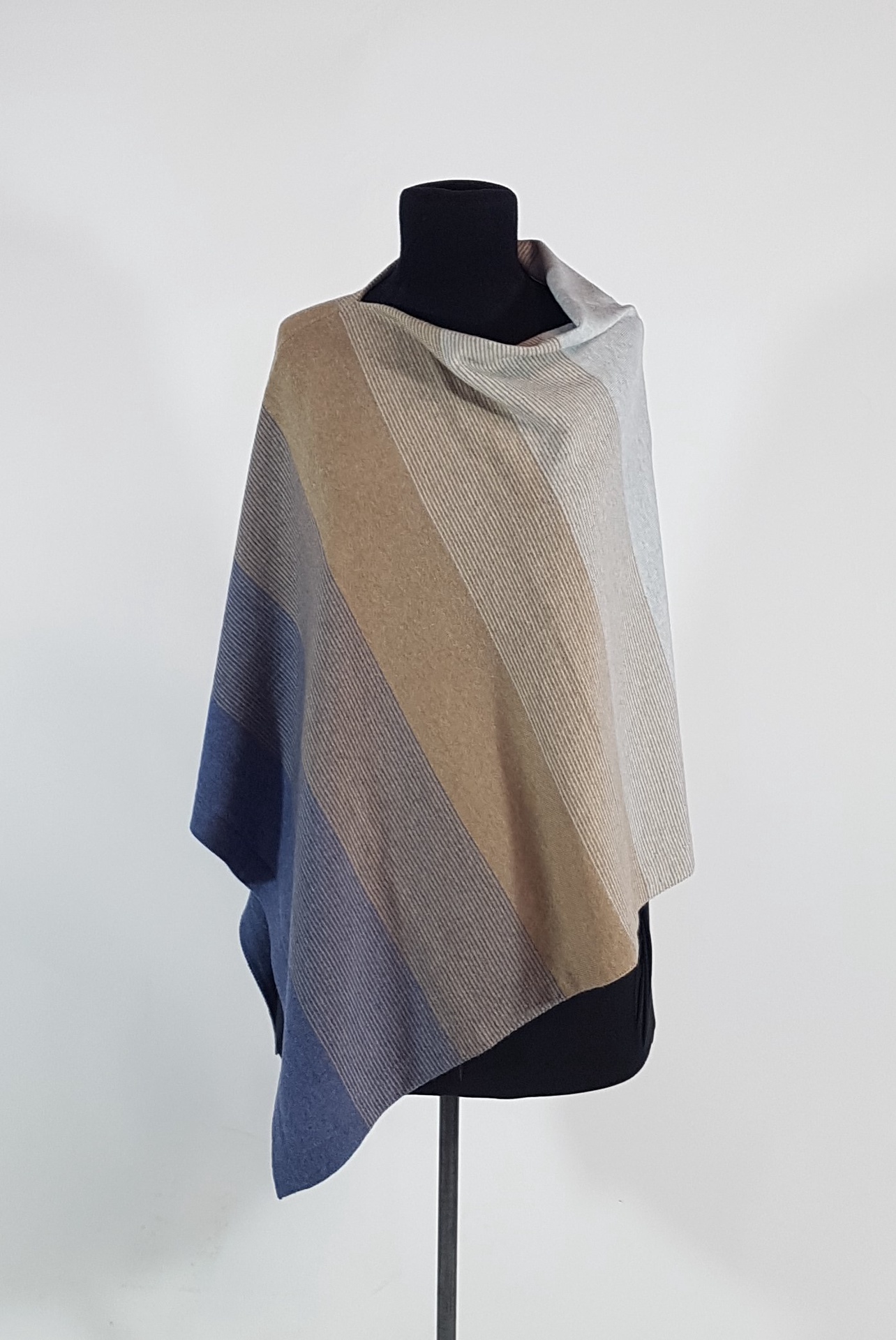PONCHO - DENIM/SESAME/SILVER