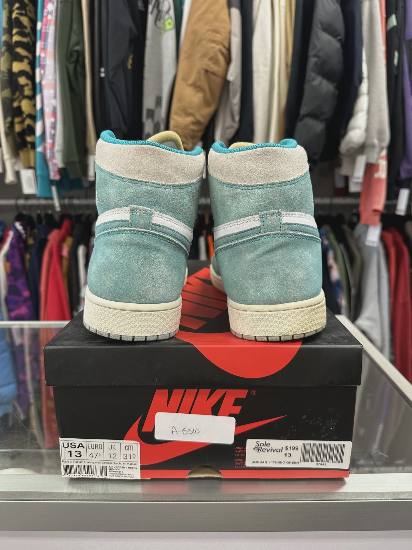 Air Jordan 1 Retro High Turbo Green • Pre-Owned [5717] 5