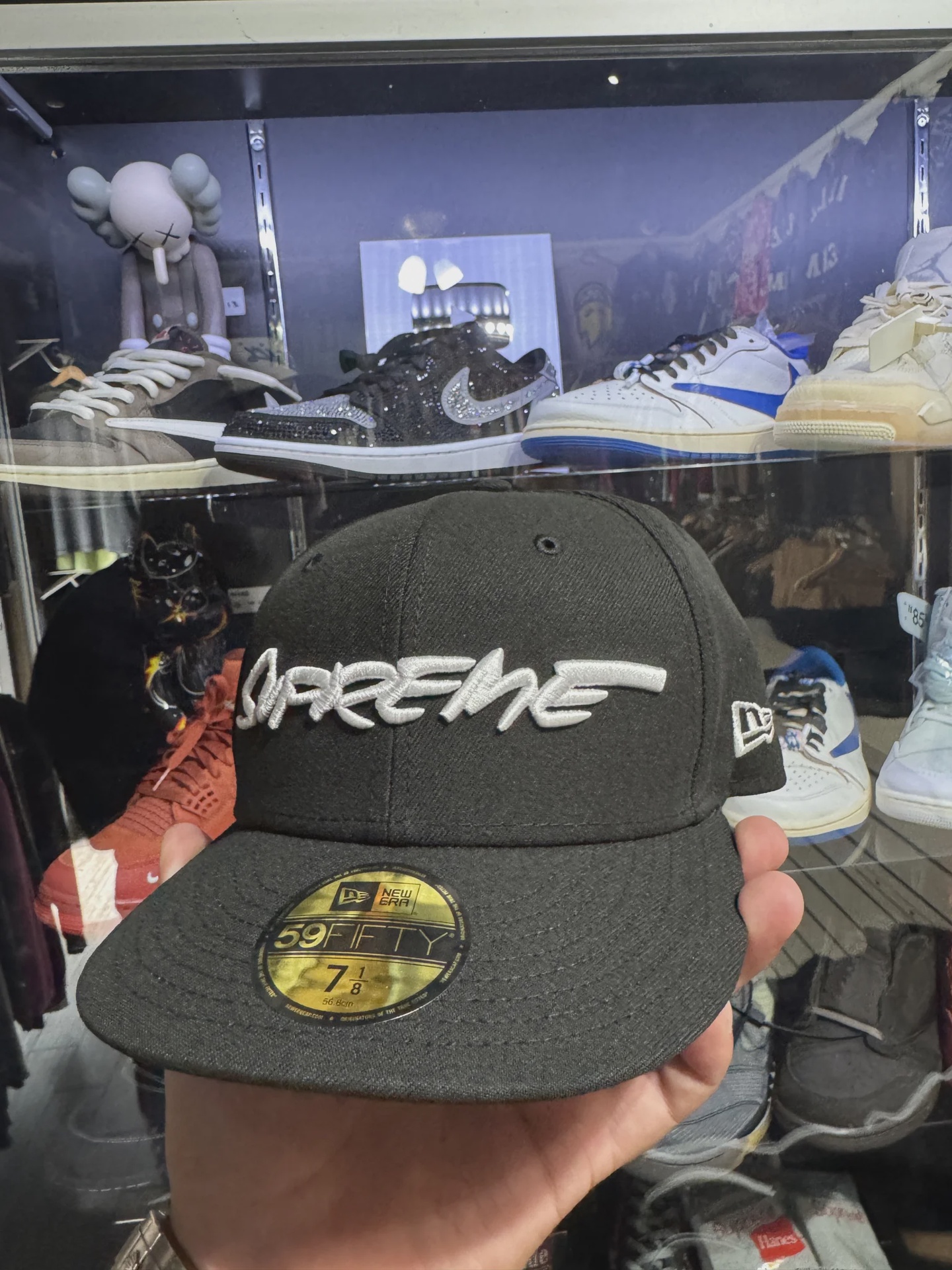 Supreme Supreme Futura New Era 7 1/8 - Size One Size