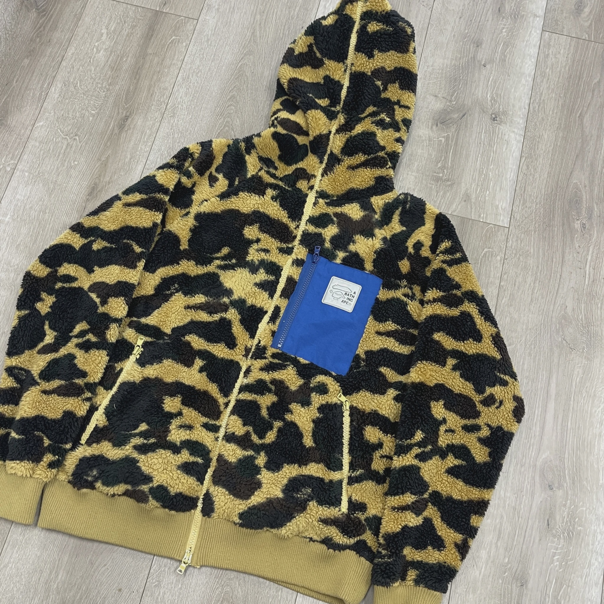 BAPE 1st Camo Boa Wide Full Zip Hoodie • Pre-Owned [1062] 2