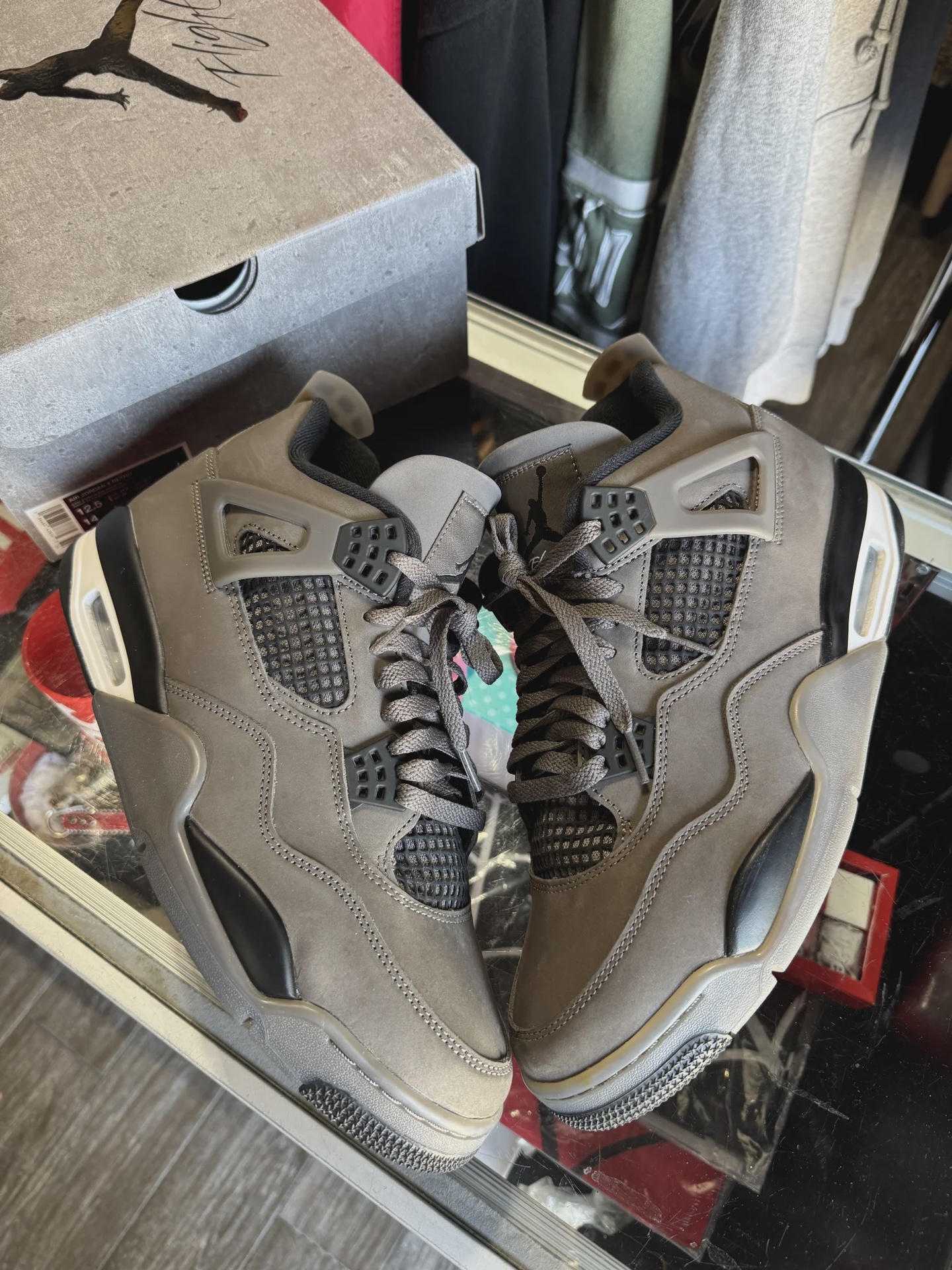 Jordan Air Jordan 4 Retro Cave Stone - Size US M 12.5