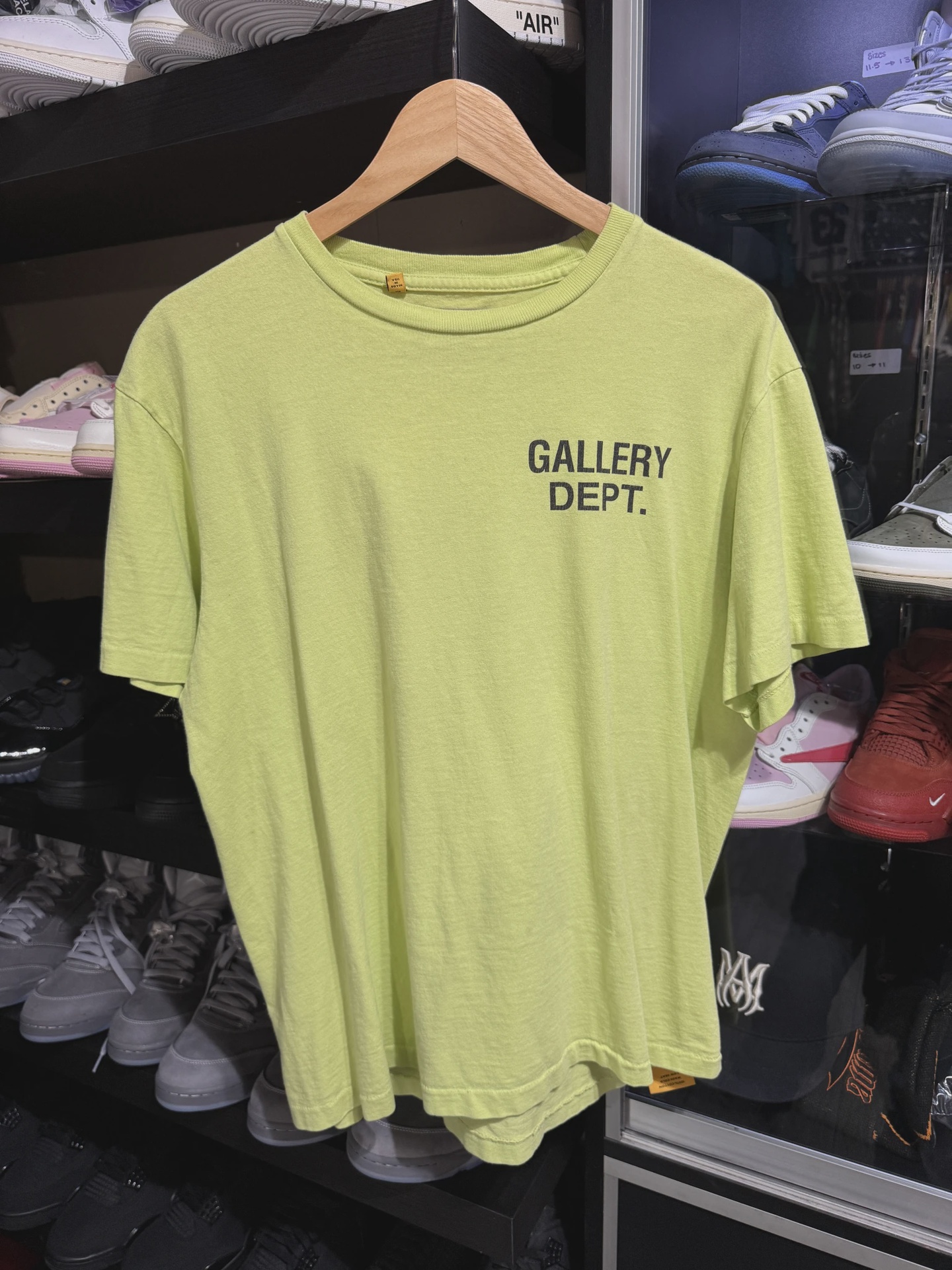 Gallery Dept Tee Green Sz M • Pre-Owned [5833]
