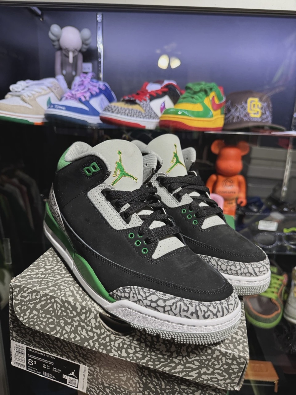 Air Jordan 3 Retro Pine Green • Pre-Owned [3089] 2