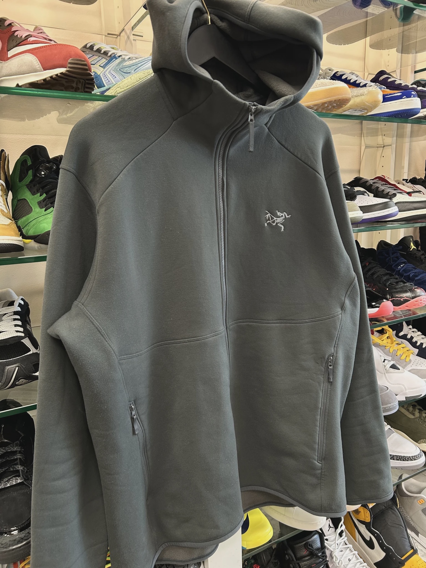 Arc'teryx Kyanite AR hoodie Gray • Pre-Owned [5688] 3