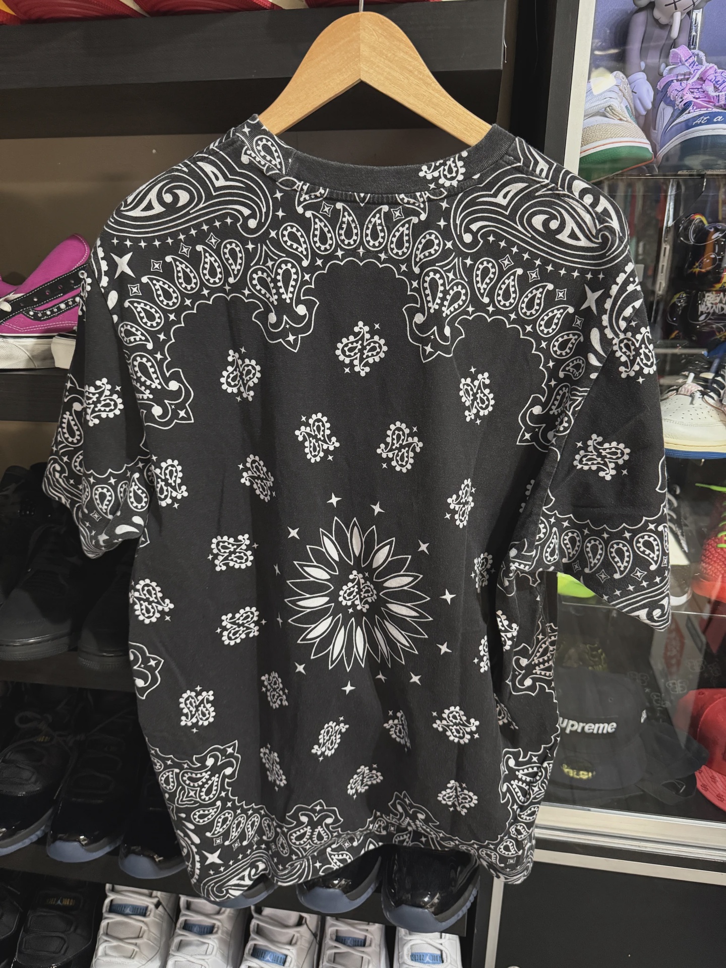 Supreme paisley tee XL • Pre-Owned [1564] 2