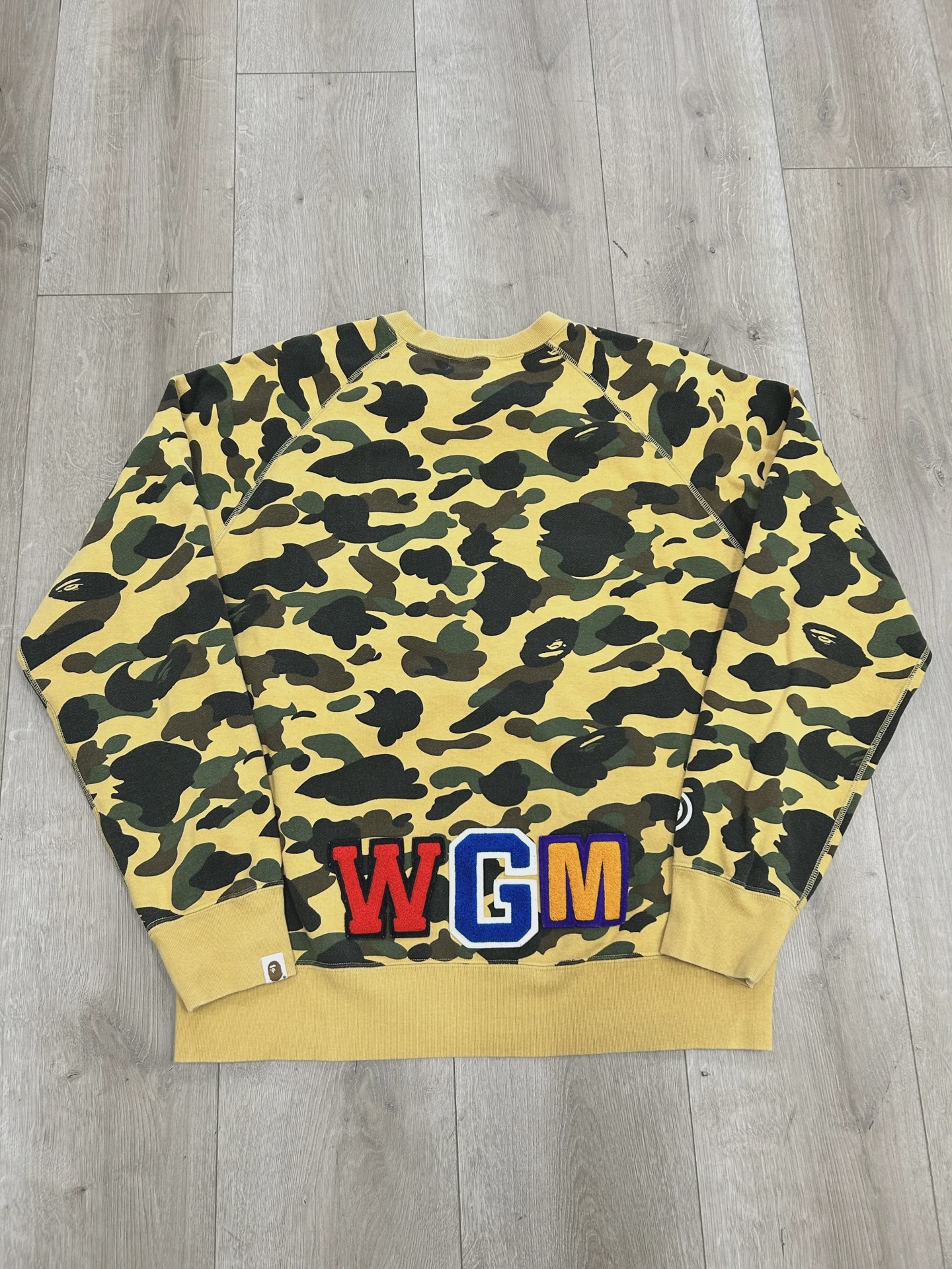 BAPE 1st Camo Printed Zip Shark Crewneck Yellow • Pre-Owned [1507] - photo 3