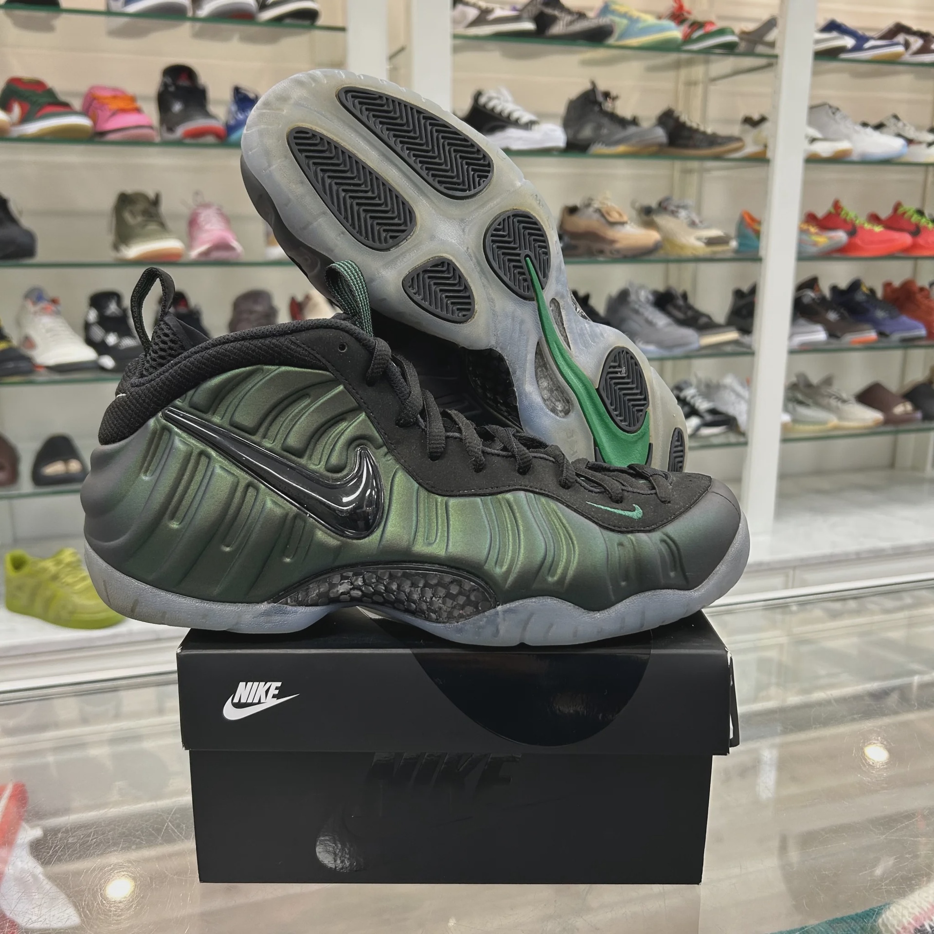 Nike Nike Air Foamposite Pro Pine Green (2025) - Size US M 11