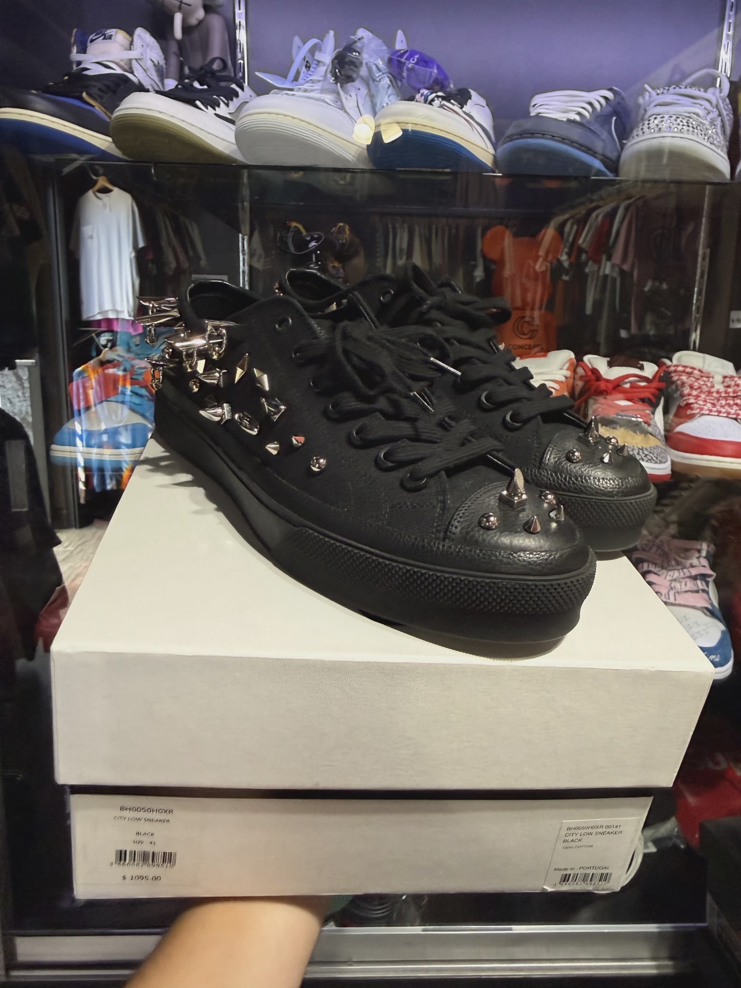 Givenchy Metal Sneaker • Pre-Owned [9845]