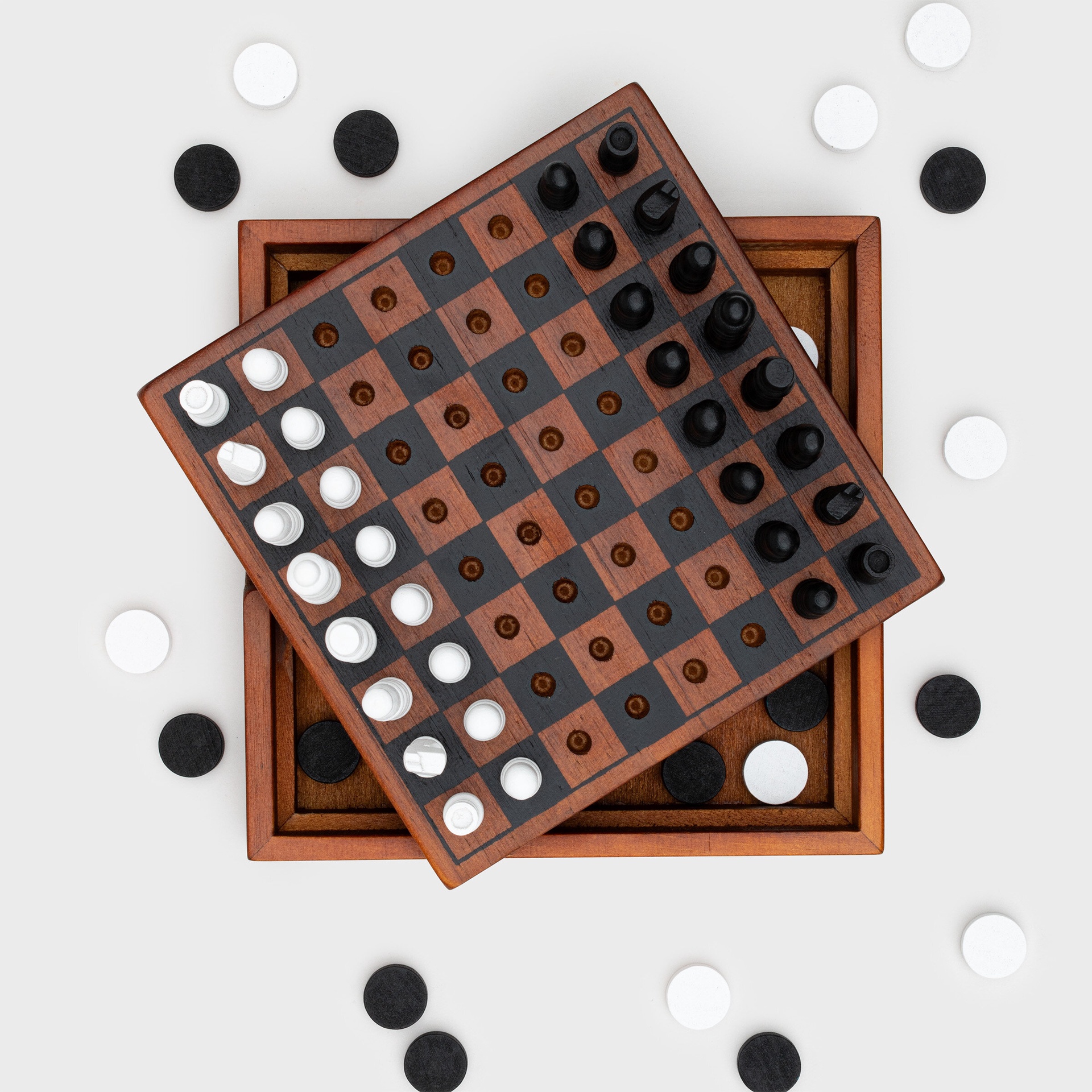 Checkmate chess & checkers game