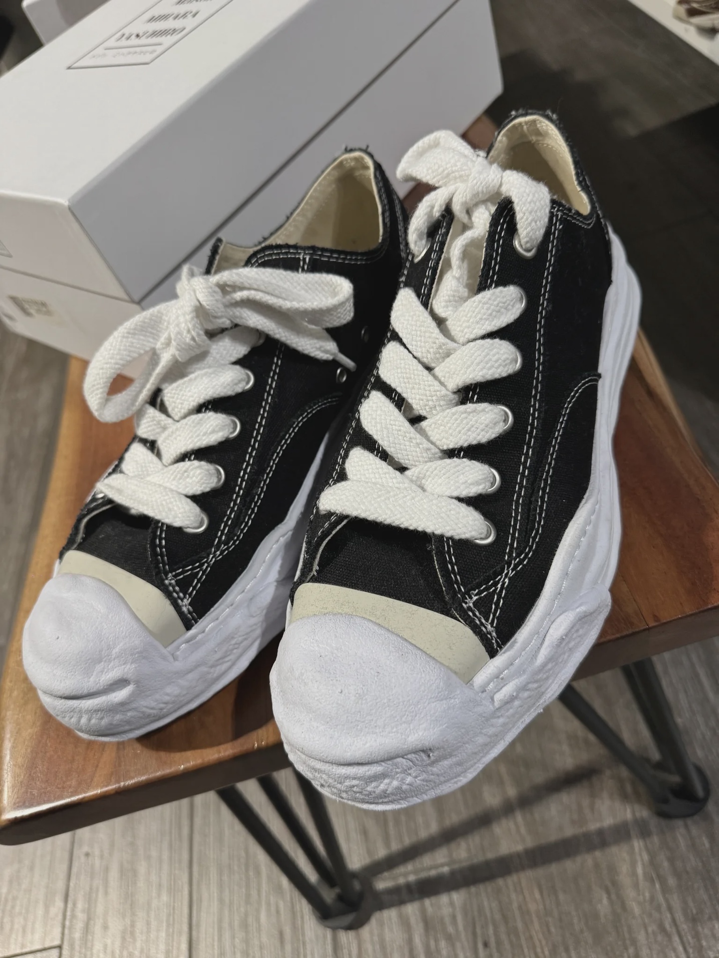 Maison Mihara Yasuhiro Maison Mihara Yasuhiro Hank OG Sole Canvas Low Black - Size US M 13