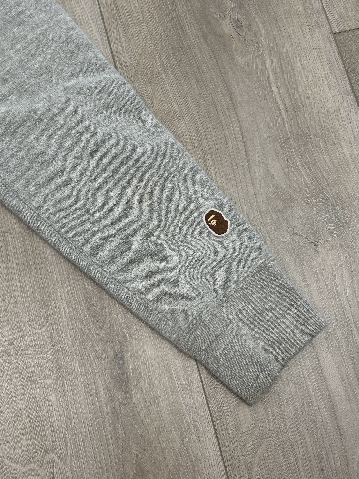 Bape ape hoodie gray • Pre-Owned [7637] 7