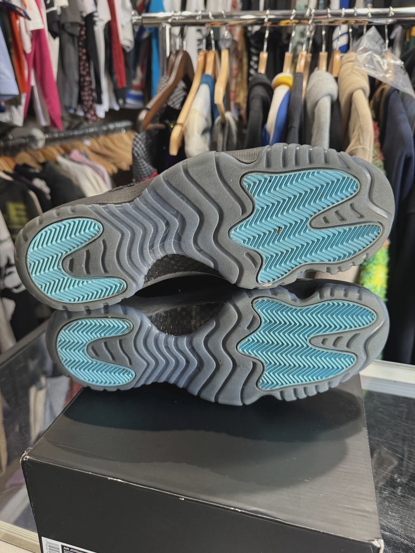 Air Jordan 11 Retro Gamma Blue (2025) • Pre-Owned [7900] - photo 3