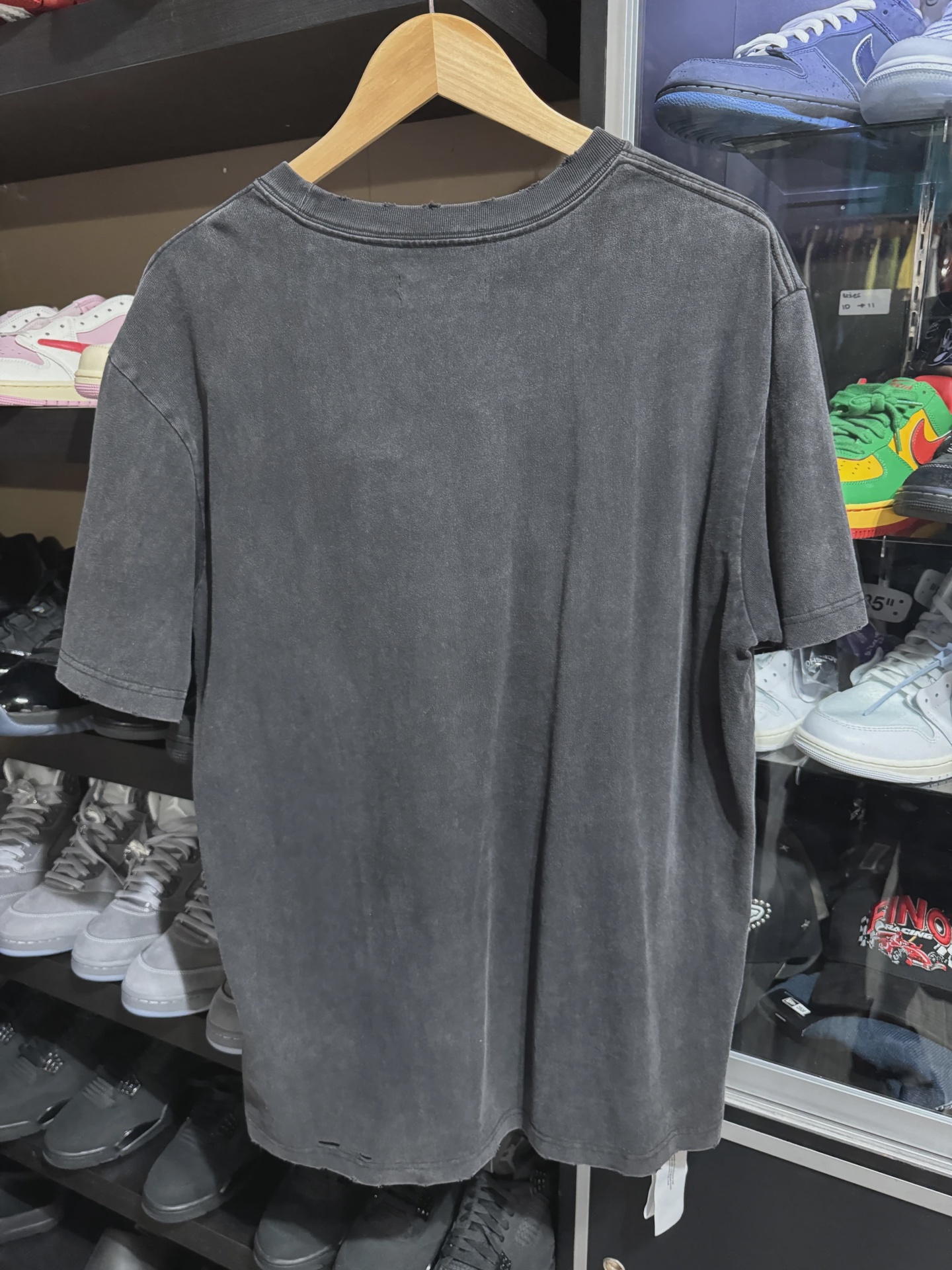 Purple Brand Yellow Logo Tee size L • Pre-Owned [2276] 2