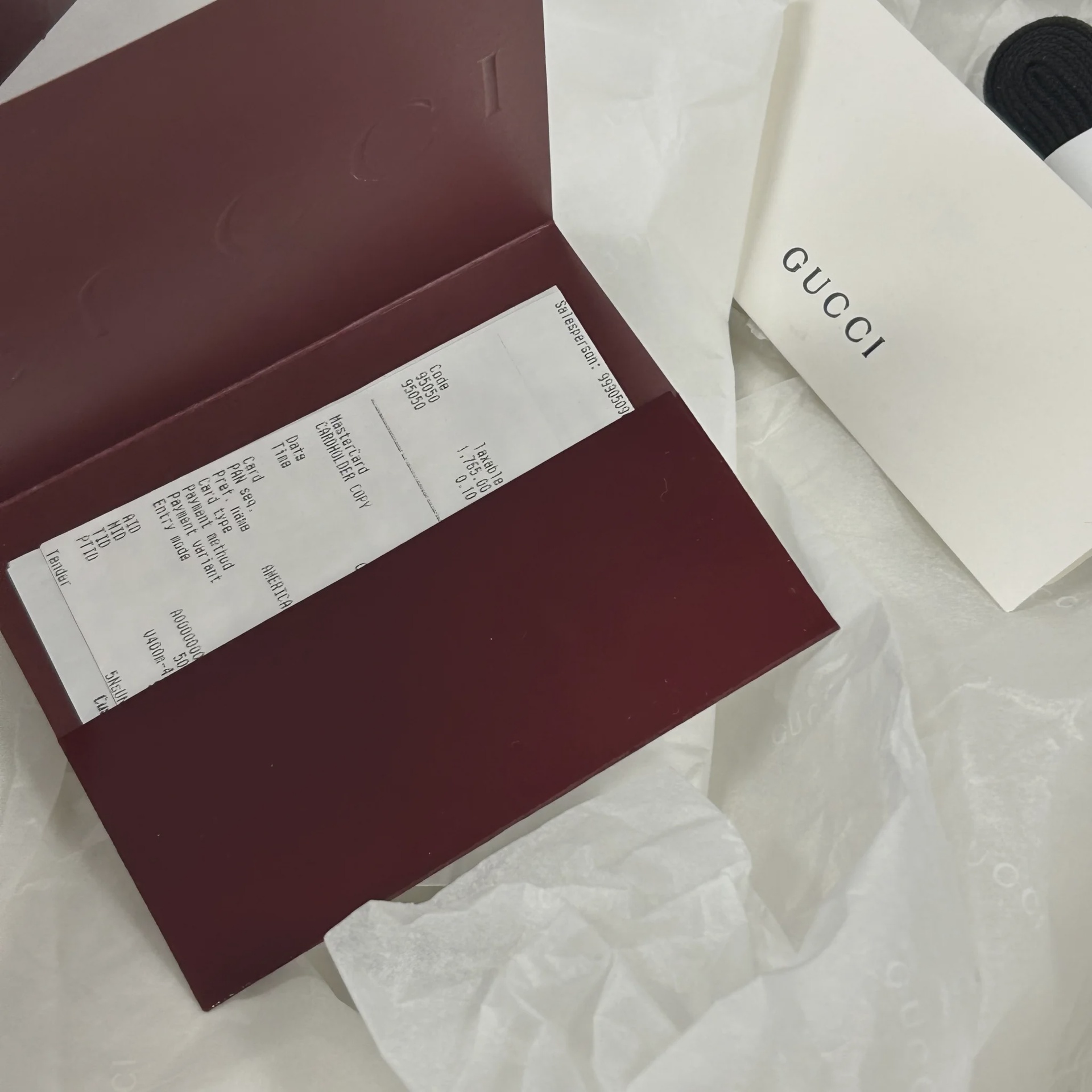 Gucci Low Top Black • Pre-Owned [5196] - photo 2