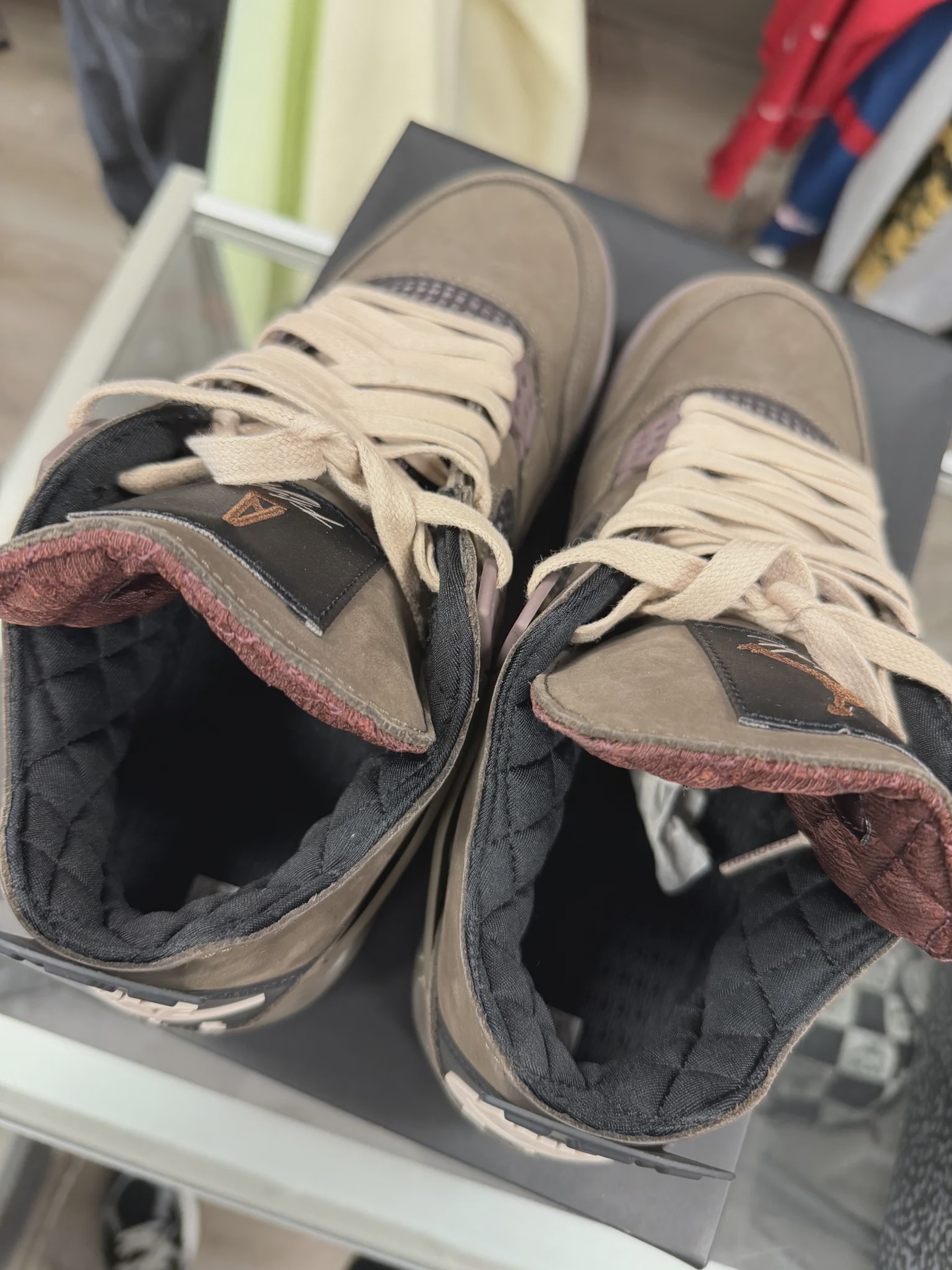 Air Jordan 4 Retro SP A Ma Maniére Dark Mocha • Pre-Owned [7788] - photo 4