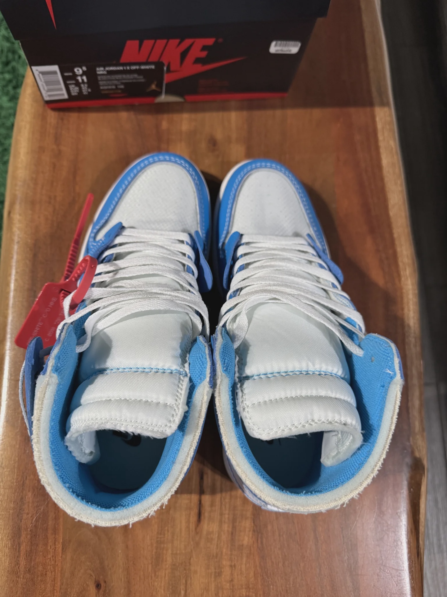 Air Jordan 1 Retro High Off-White University Blue • Pre-Owned [3579] - photo 4