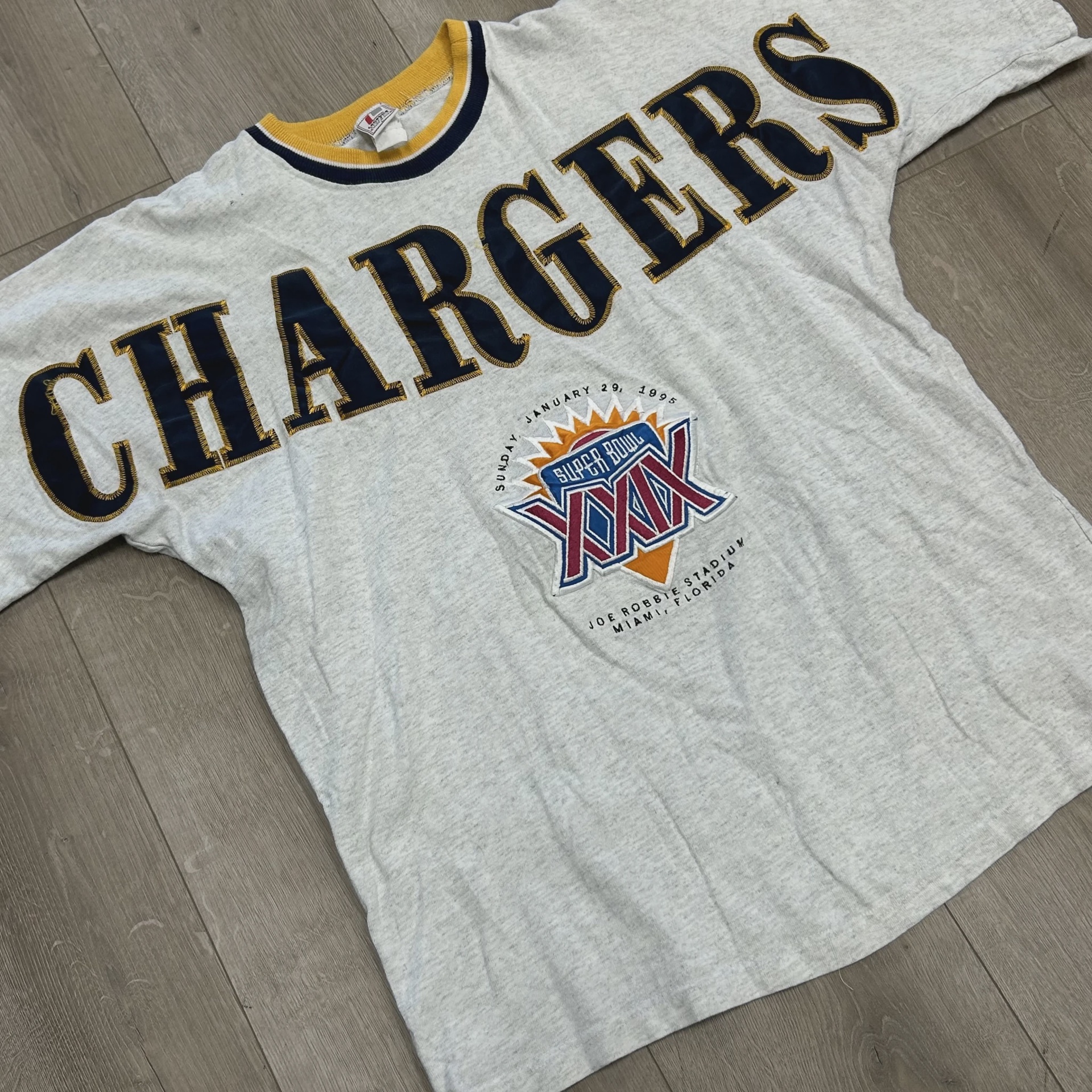 vintage 1995 San Diego Chargers Super Bowl XXIX Tee • Pre-Owned [0486] 5