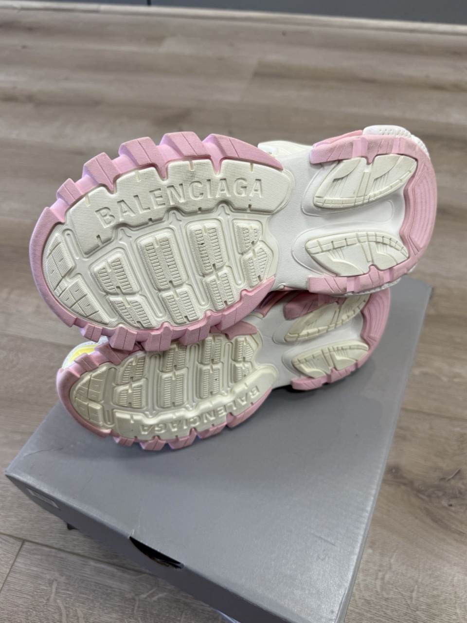 Balenciaga Track.2 White Yellow (Kids) 4