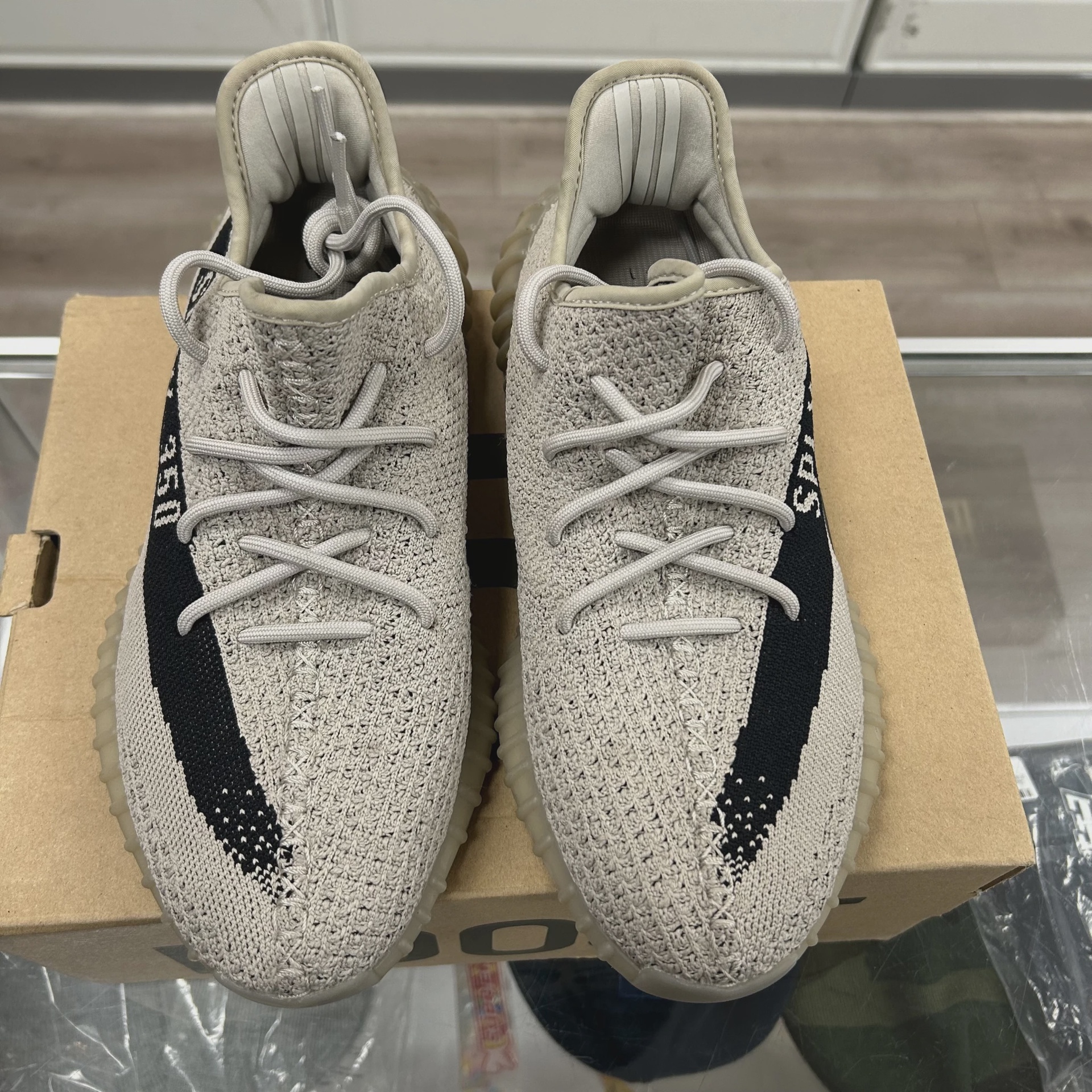 adidas Yeezy Boost 350 V2 Slate • Pre-Owned [5426] 3