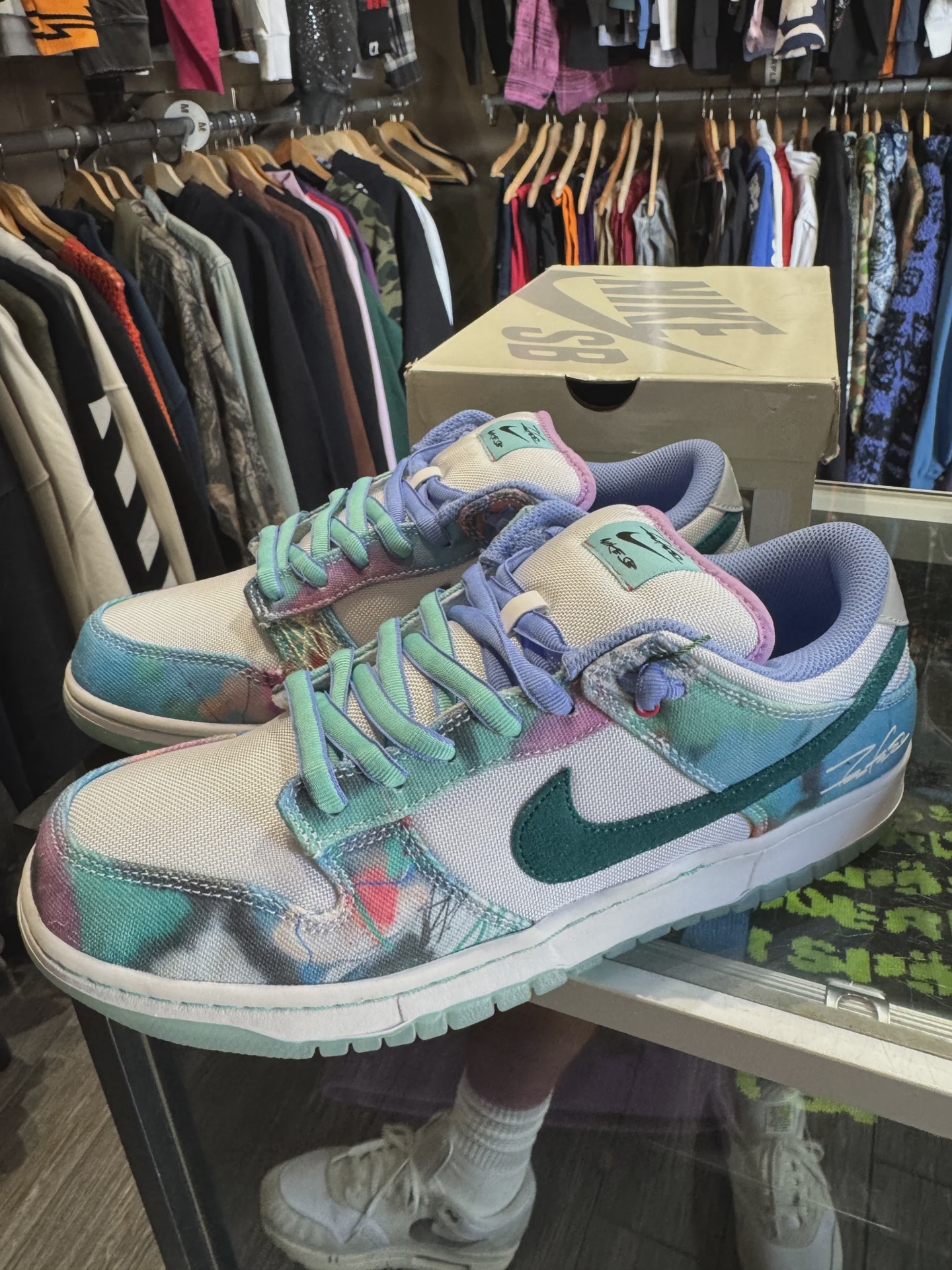 Nike SB Dunk Low Futura Laboratories Bleached Aqua • Pre-Owned [7480] - photo 2