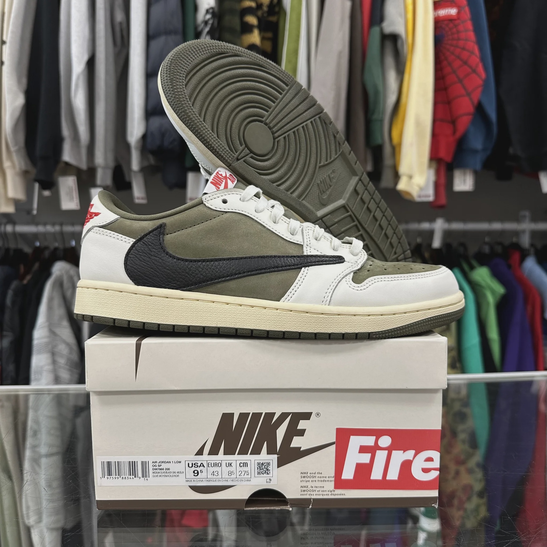 Jordan Air Jordan 1 Retro Low Original SP Travis Scott Medium Olive - Size US M 9.5