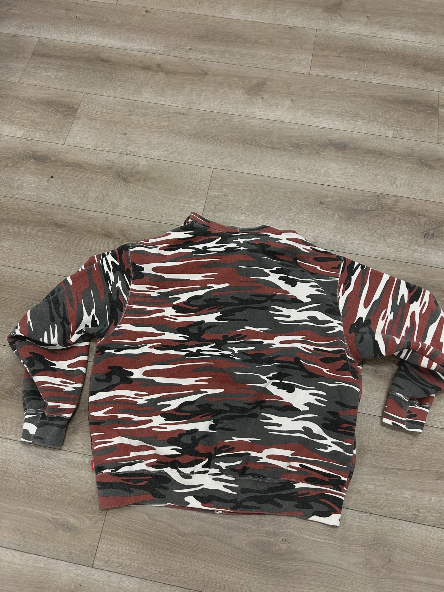 Supreme Camo Performance Zip Up • Pre-Owned [4815] - photo 2