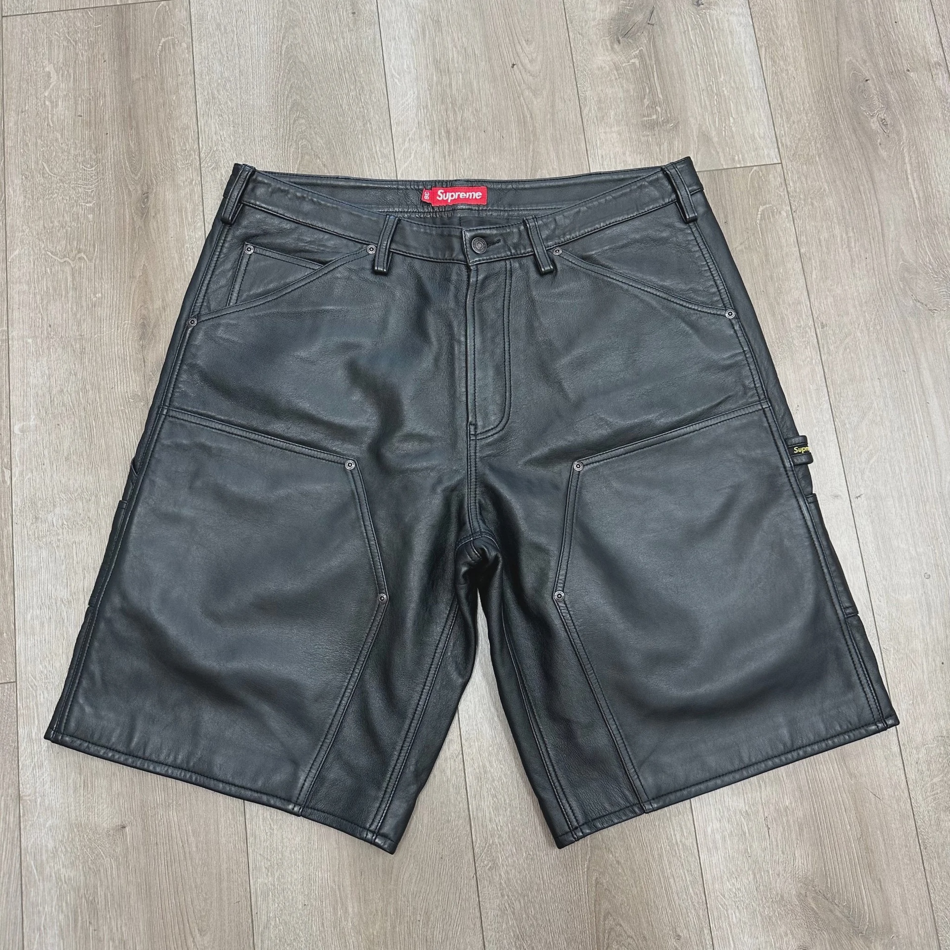 Supreme Supreme Leather Double Knee Painter Shorts - Size 36