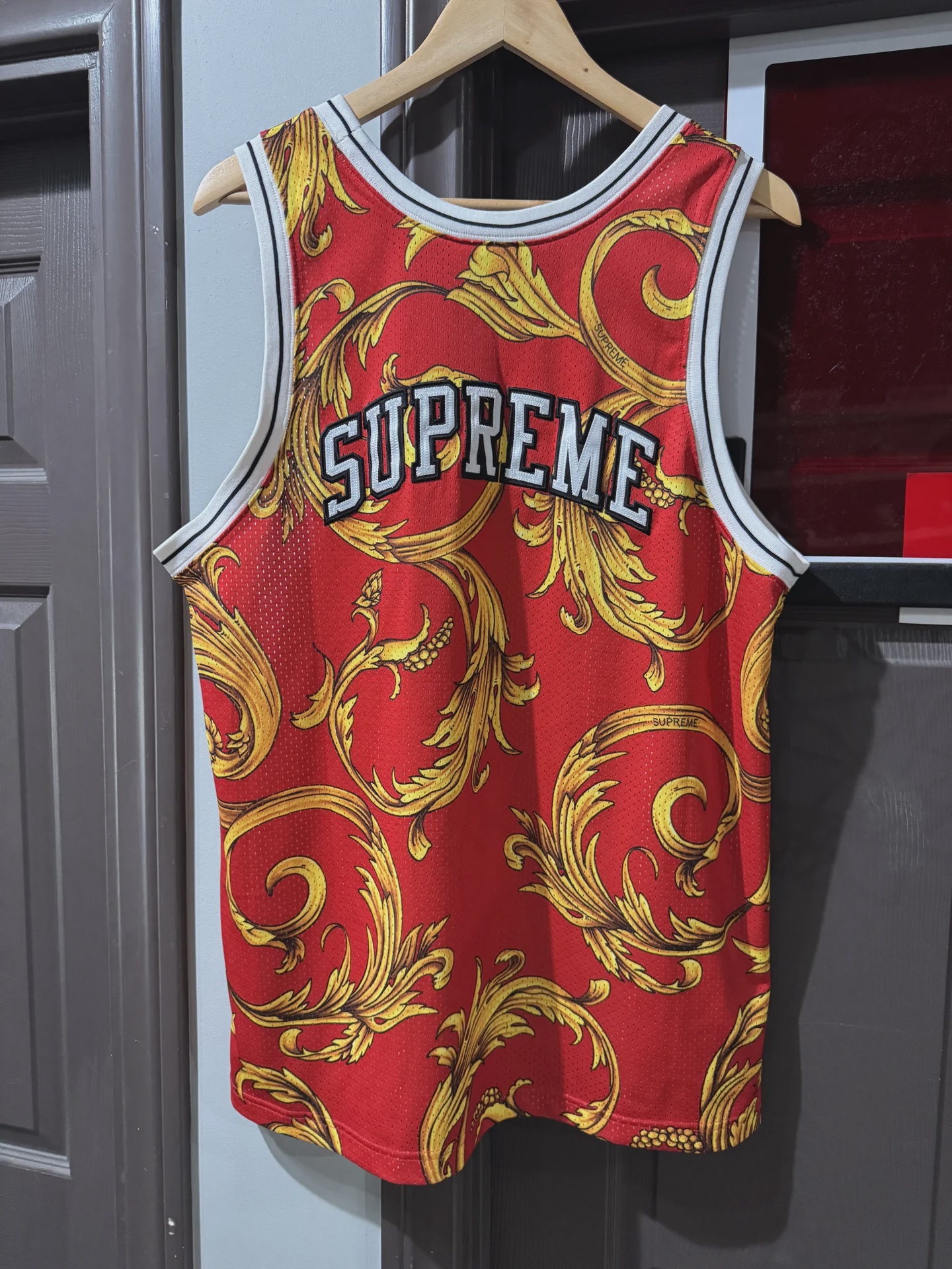 Supreme x Nike Jersey Red • Pre-Owned [0745] - photo 2