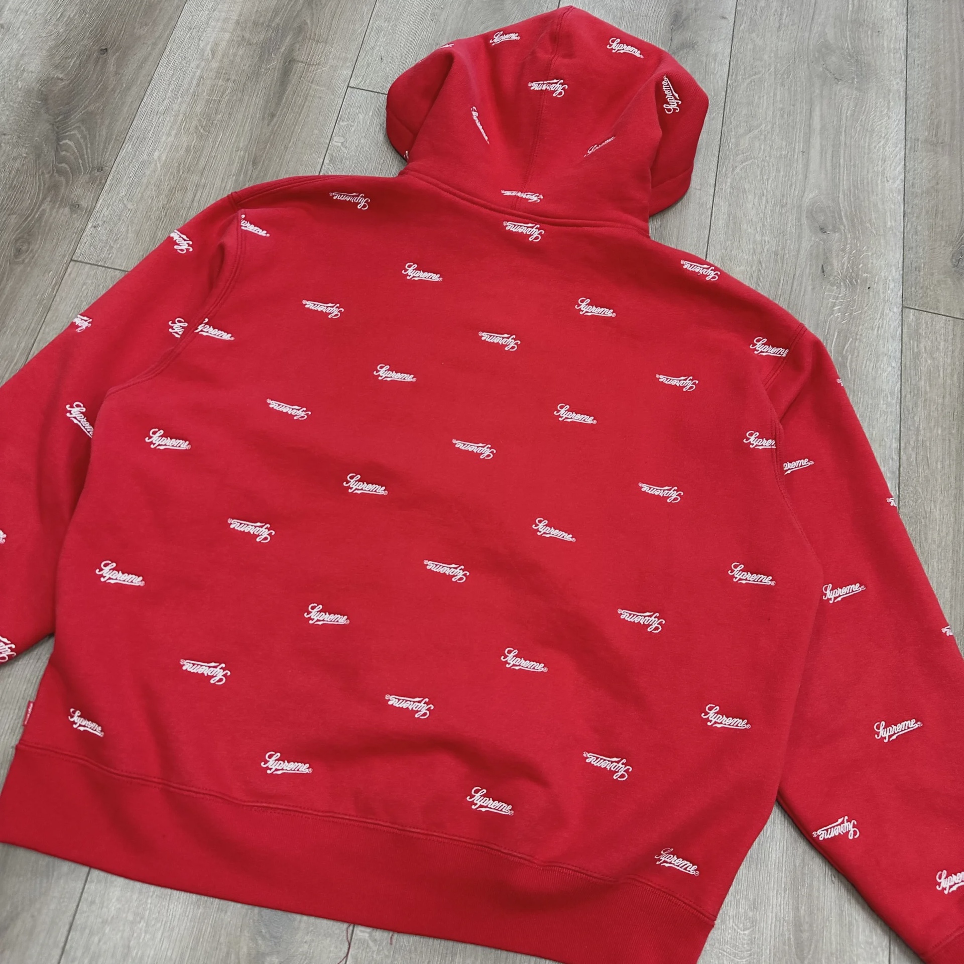Supreme Repeat Script Zip Up Hooded Sweatshirt • Pre-Owned [1613] - photo 2
