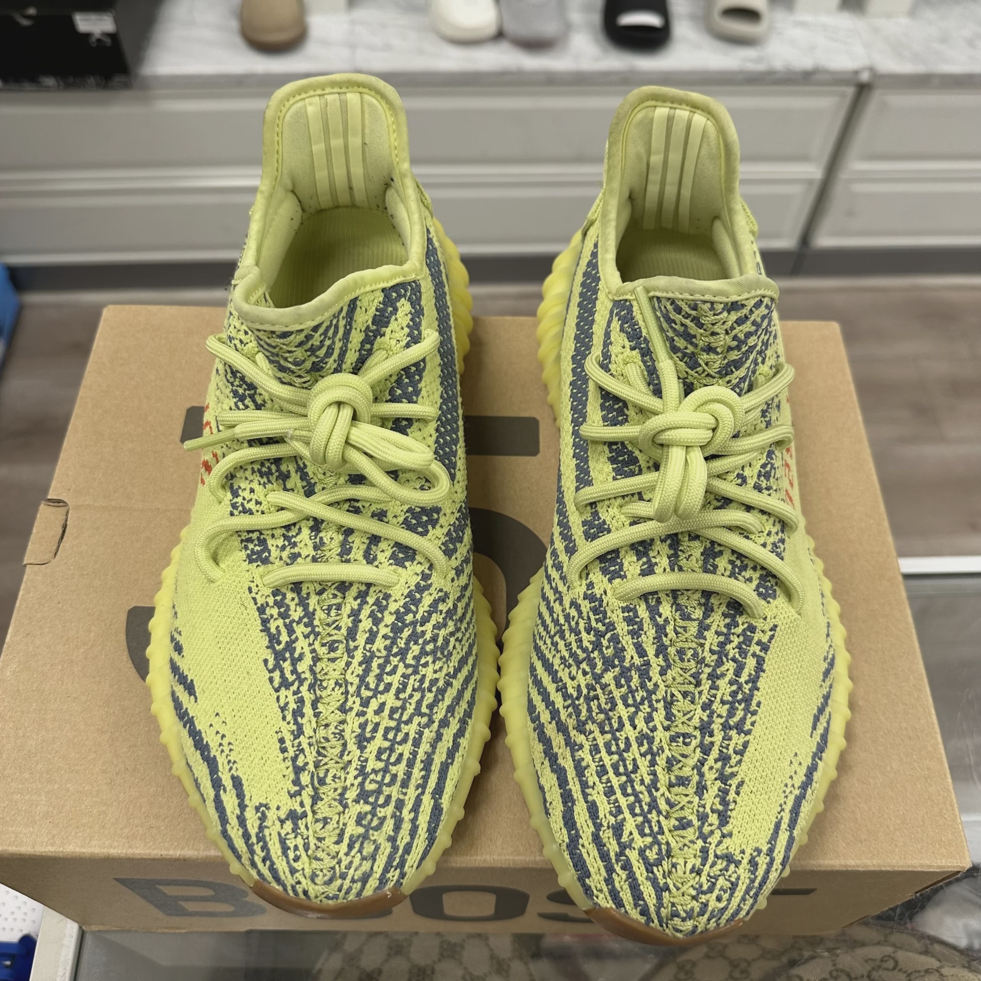 adidas Yeezy Boost 350 V2 Semi Frozen Yellow • Pre-Owned [7941] - photo 9