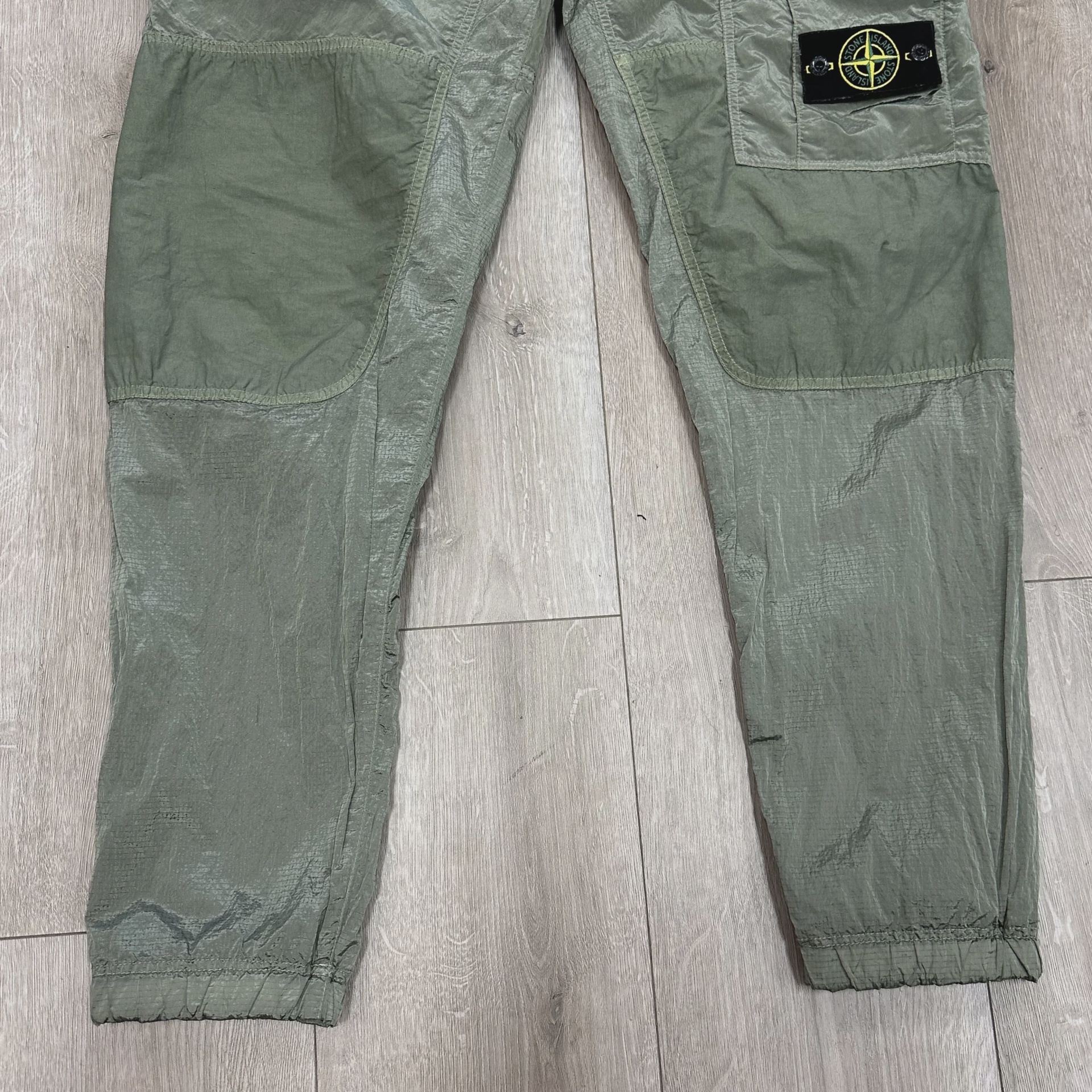 Stone Island Nylon Metal Ripstop Cargo Pants • Pre-Owned [0472] 6