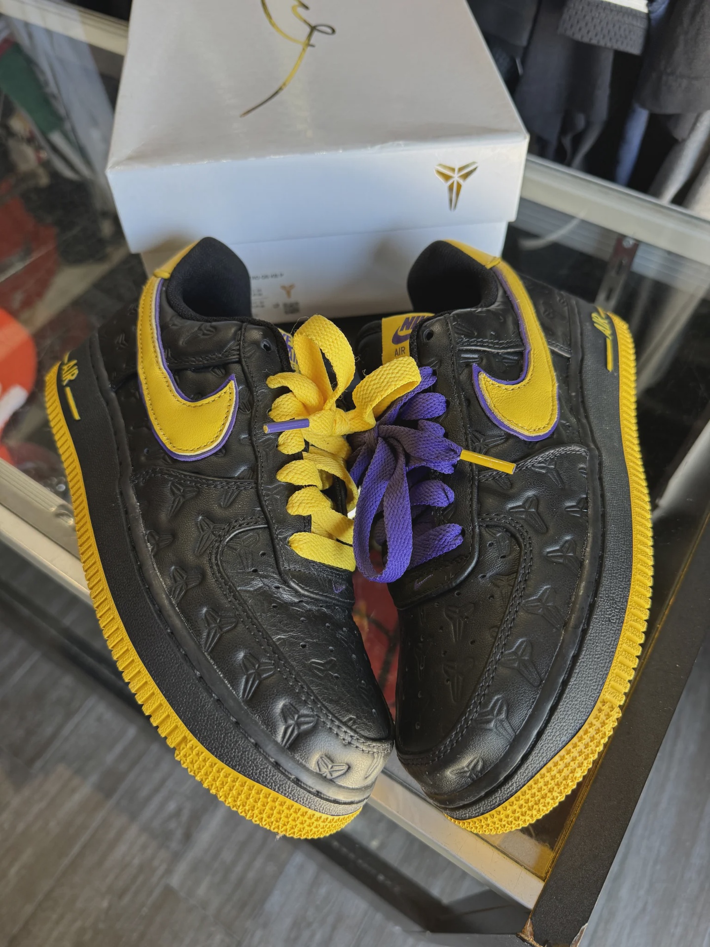 Nike Nike Air Force 1 Low Kobe Bryant Lakers Away (Numbered Edition of 8000) - Size US M 5.5